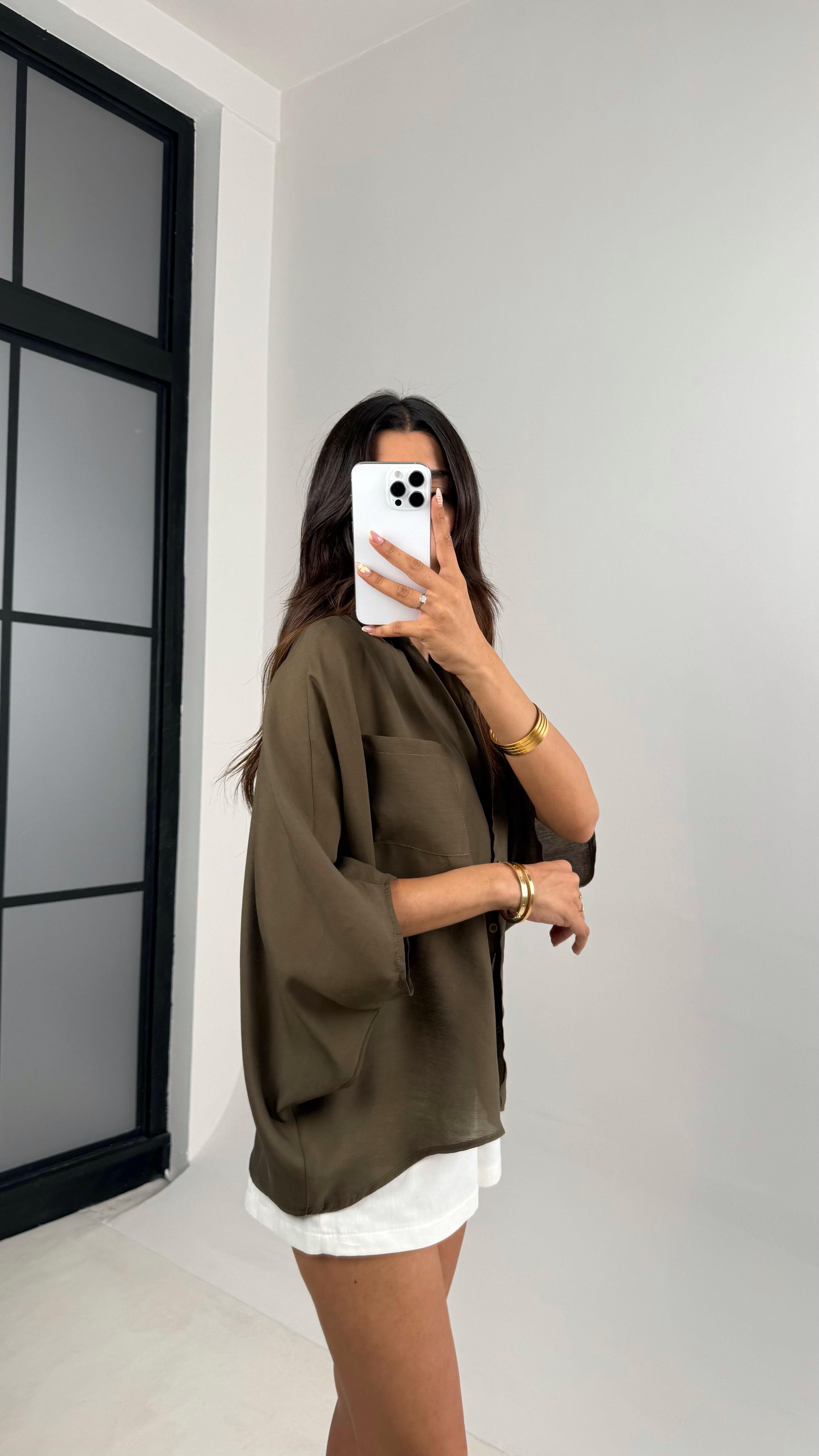 Haki Cep Detaylı Basic Gömlek Gaus00679Gaus القمصان GU1002566