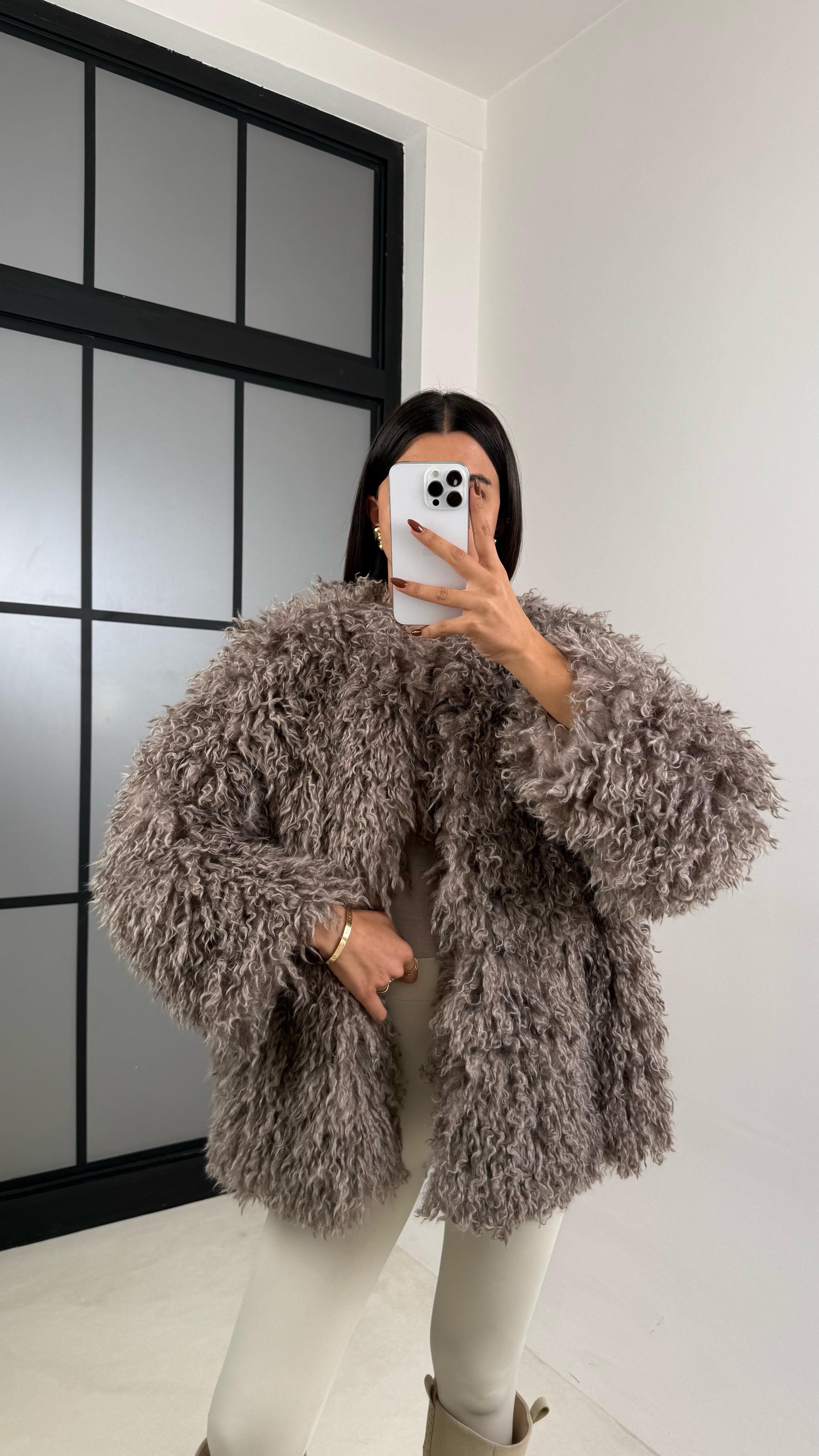 Vizon Saçaklı Astarlı Premium Kürk GAUS-00332GAUS الجواكيت GAUS-00332