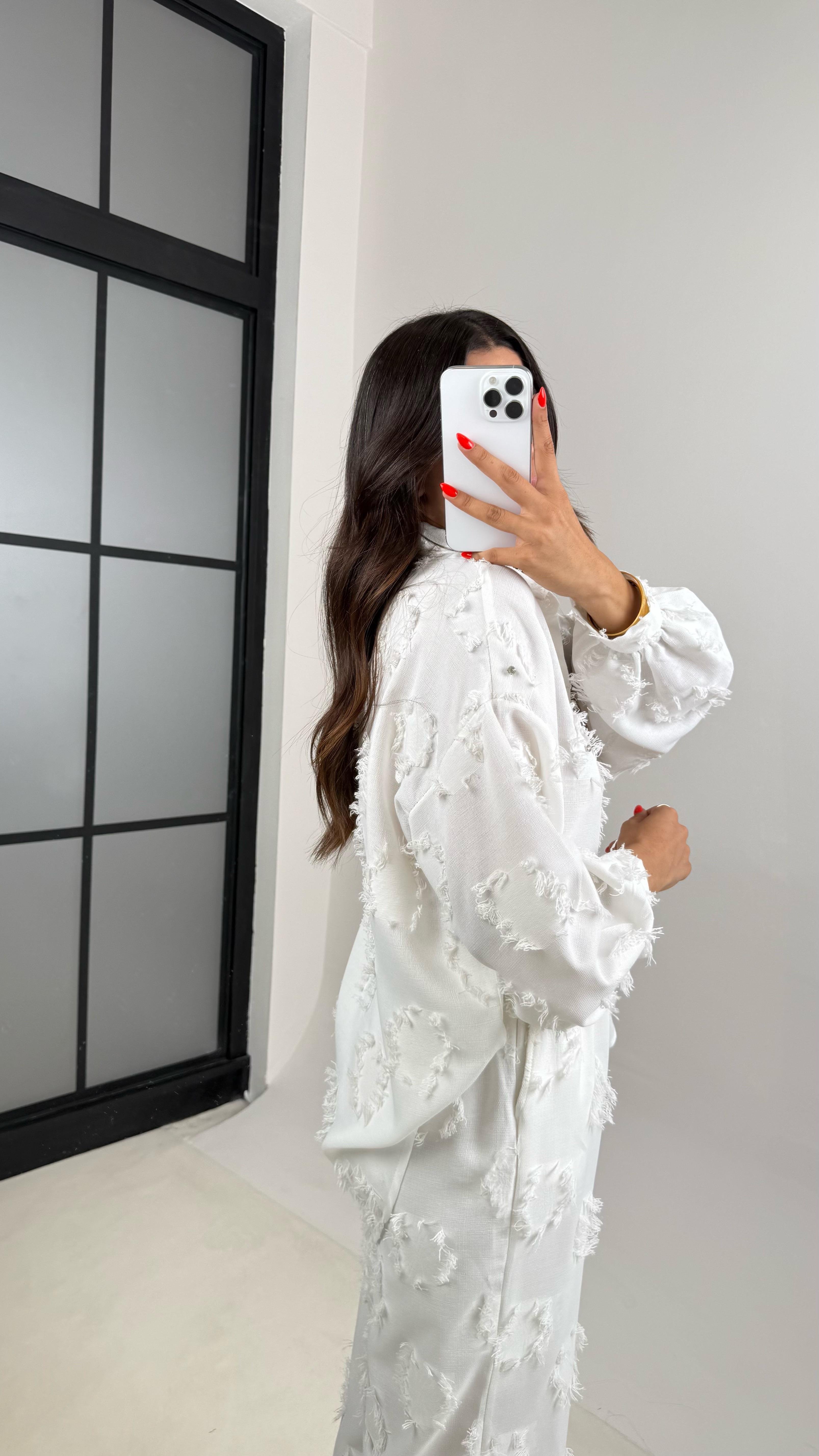 Beyaz Püskülü Taşl Detaylı Gömlek Beli Lastikli Pantolon Tasarım Takım GAUS-004GAUSTAKIMGAUS-004