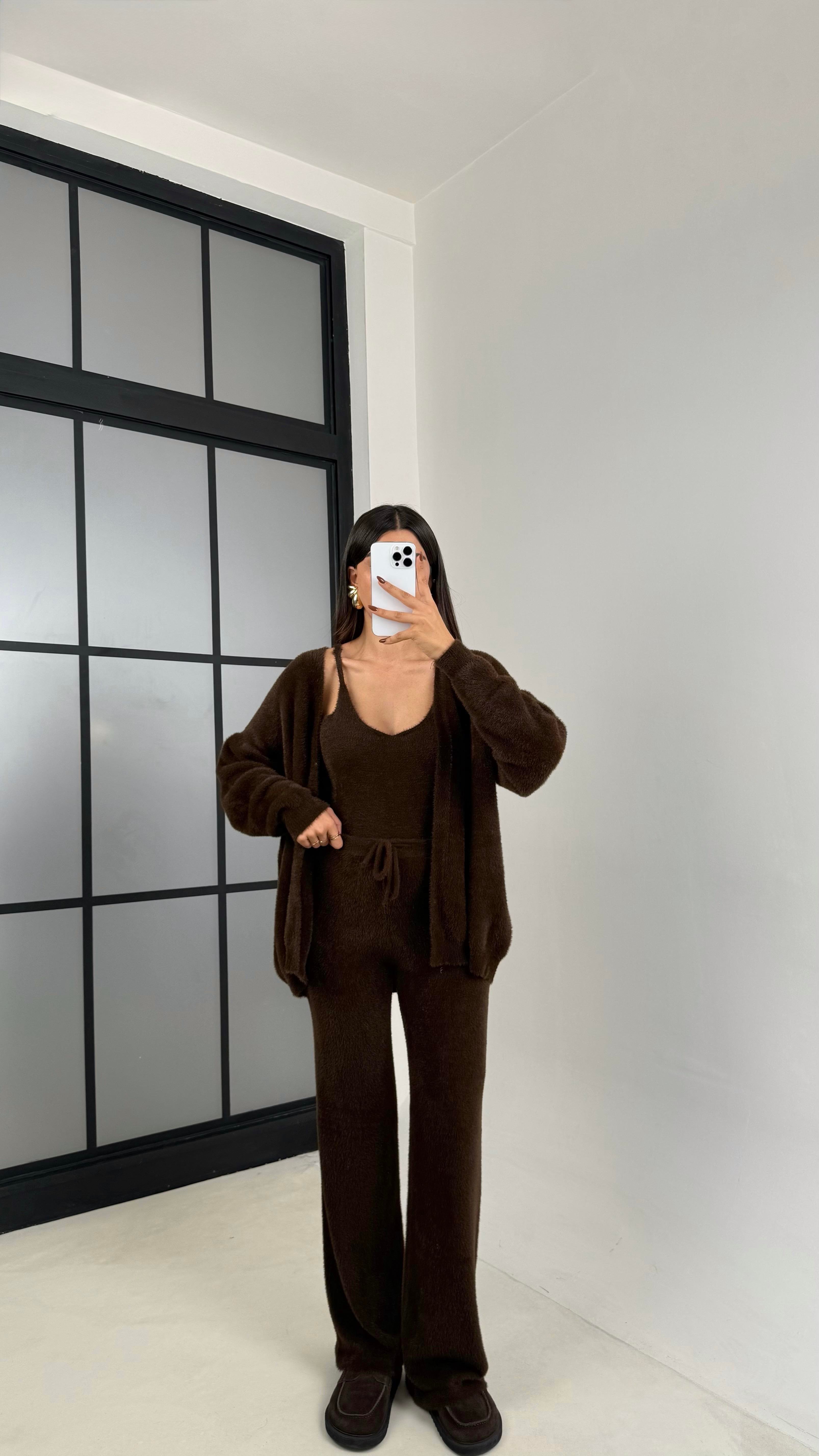 Kahve 3'lü Peluş Tüylü Takım GAUS-00441GAUSTAKIMGAUS-00441