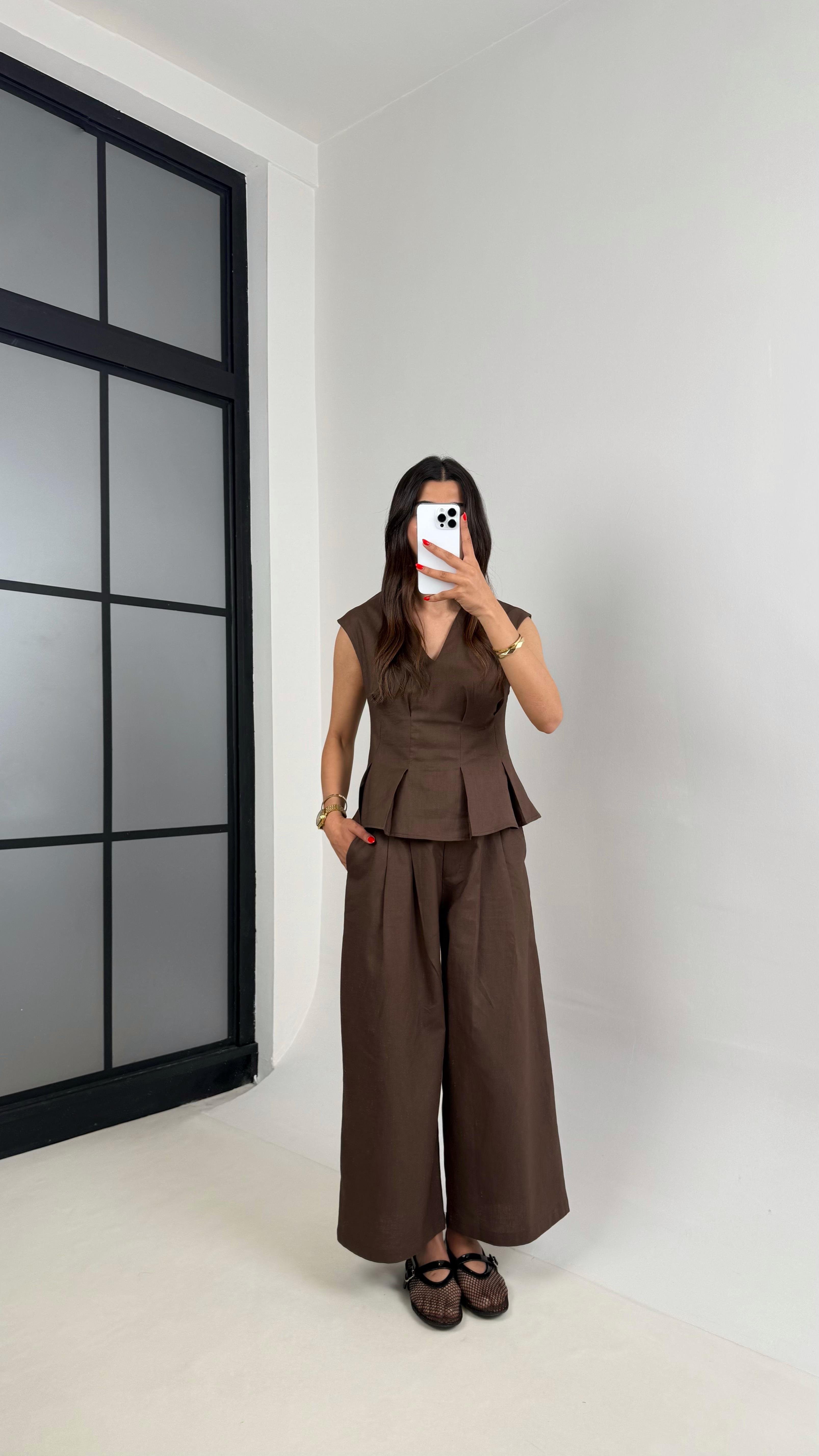 Acı Kahve V Yaka Bluz Cepli Pantolon % 100 Ham Keten Takım Gaus00483 GausTAKIMGU1002132