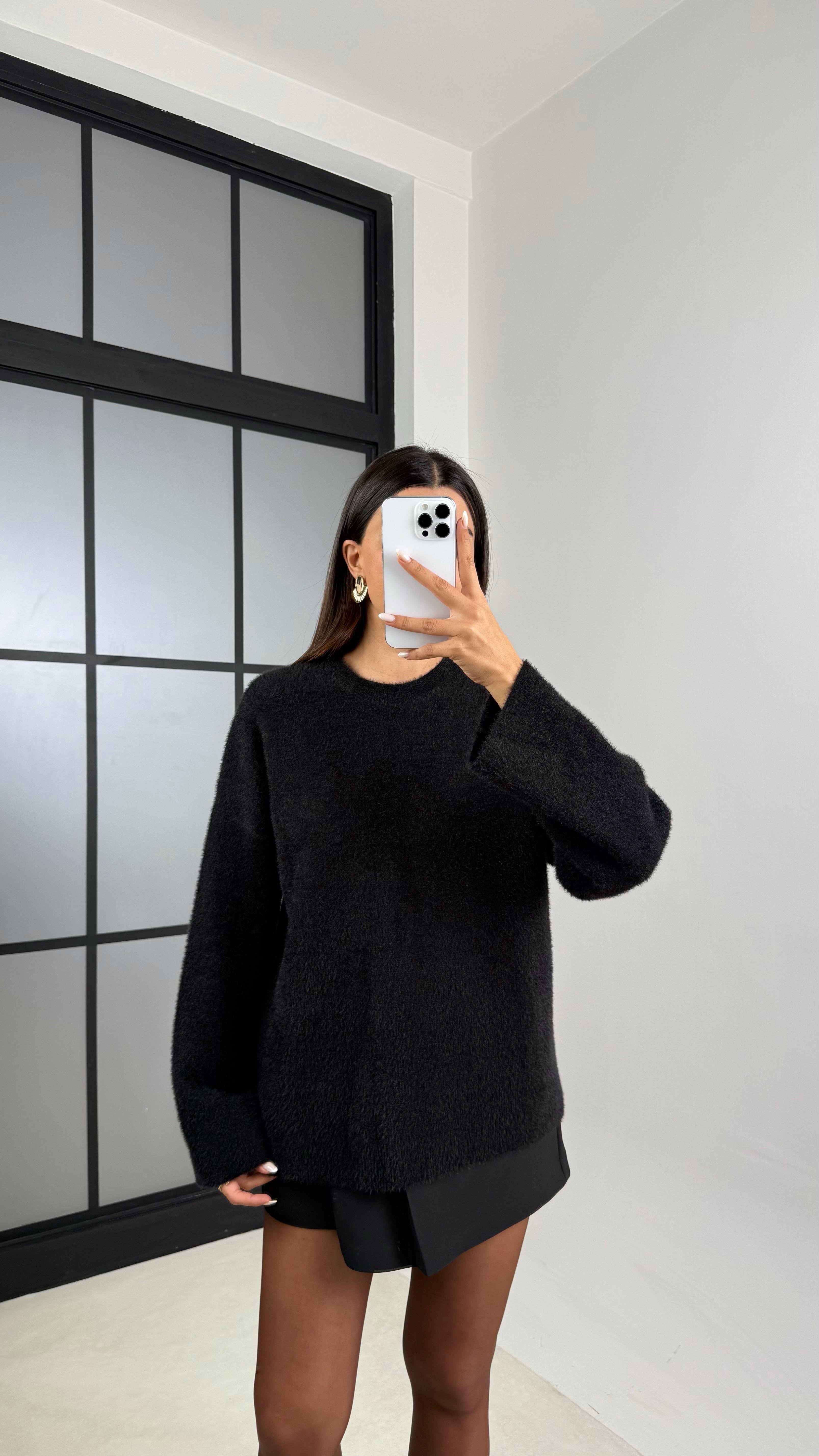 Siyah Yumuşak Dokulu Triko Kazak GAUS-00508GAUS الكنزات GAUS-00508