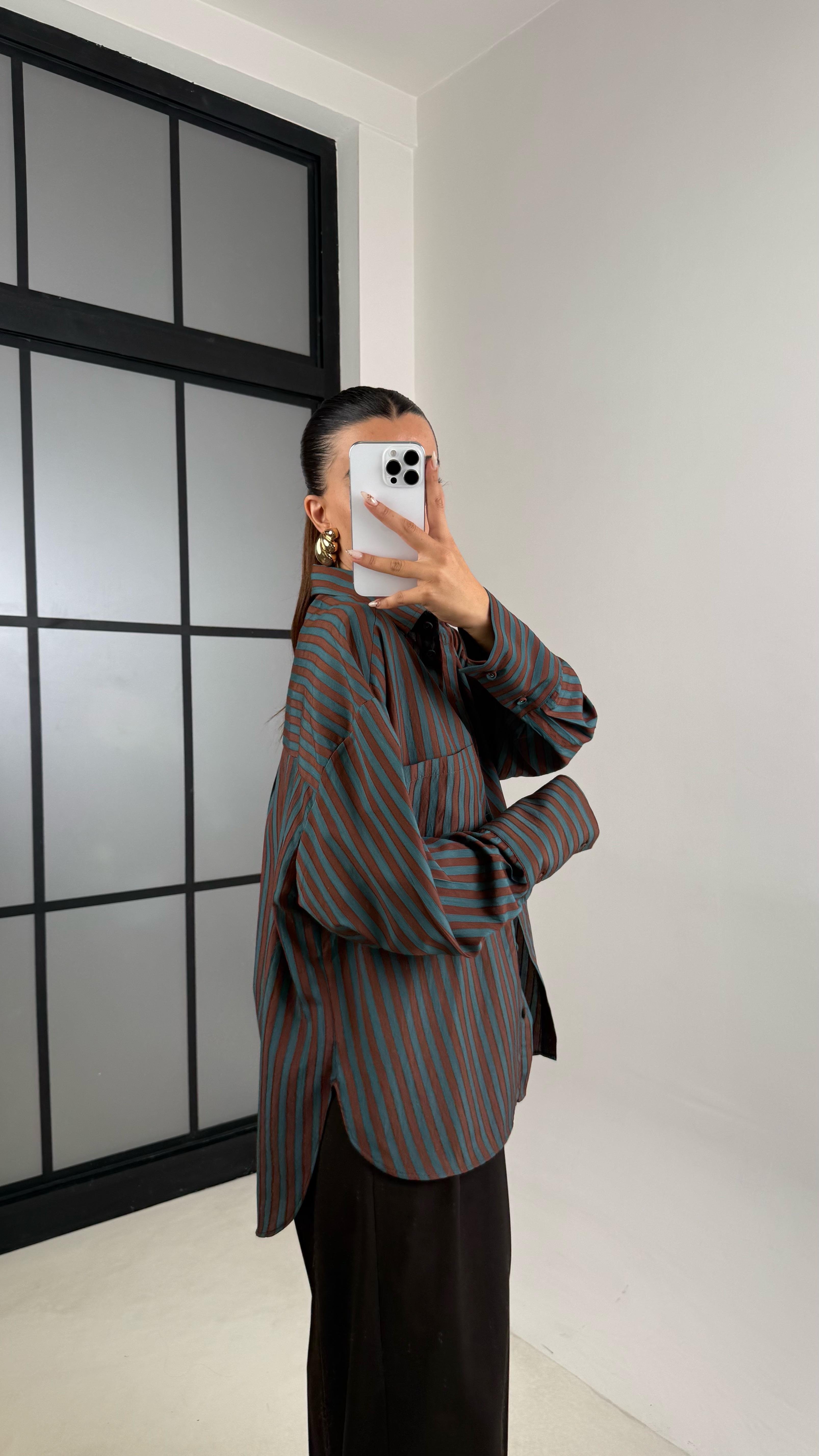 Yeşil Çizgili Premium Gömlek GAUS-00139GAUS القمصان GAUS-00139