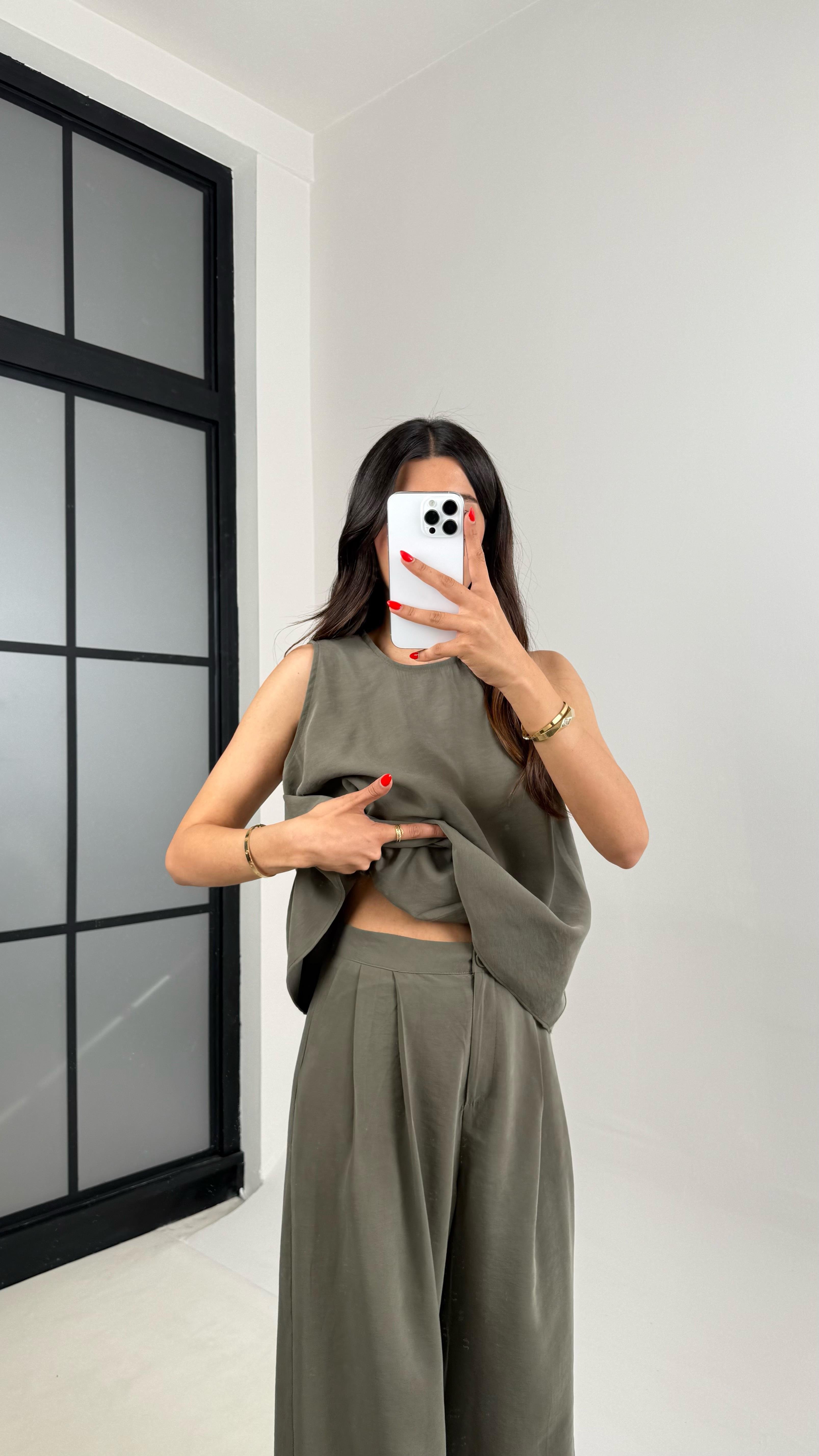 Haki Gold Detaylı Bluz Balon Pantolon İkili Tencel Takım Gaus00510GausTAKIMGU1002198