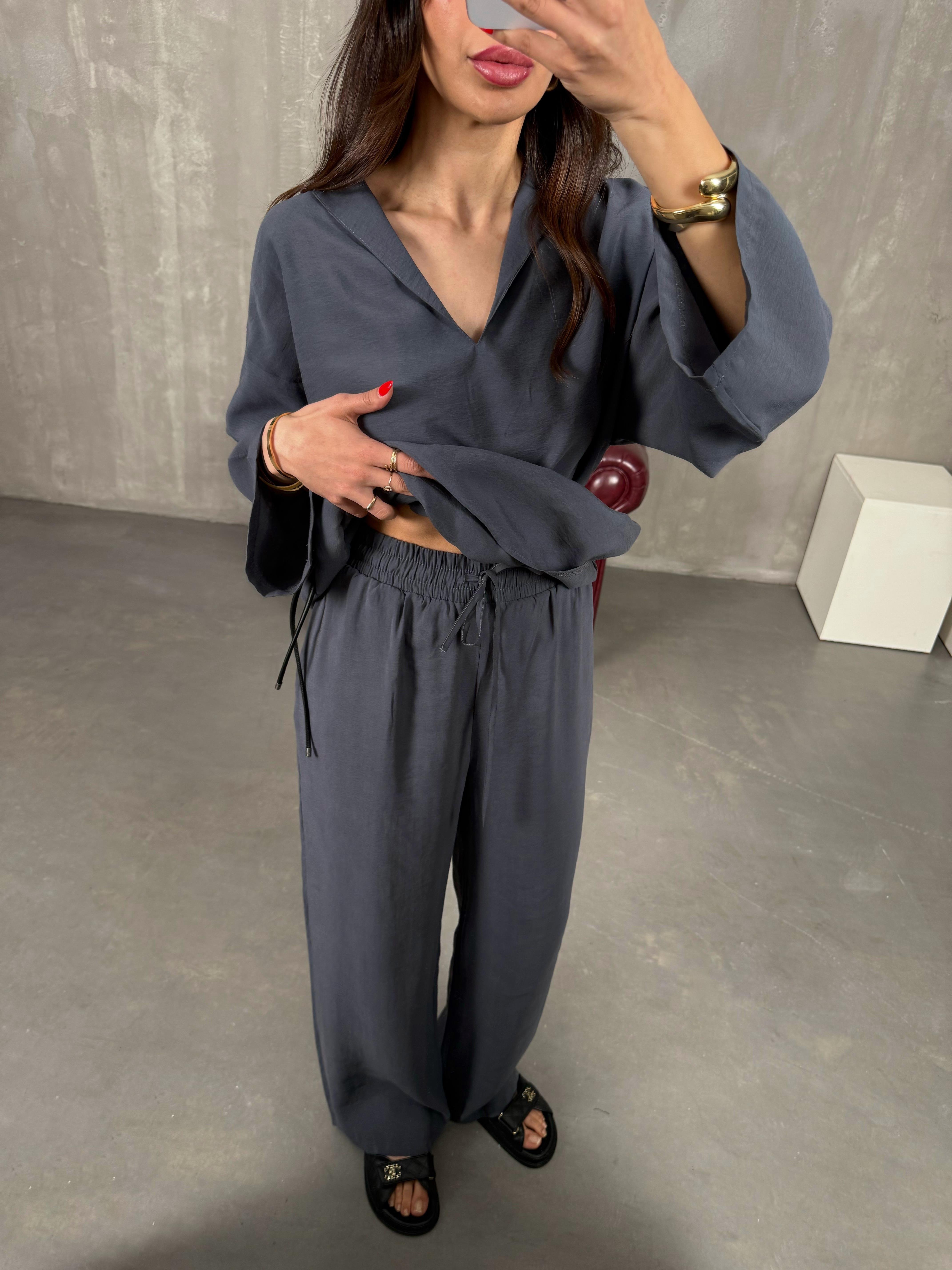 Antrasit V Yaka Deri Kuşaklı Tensel Takım Gaus00205GausTAKIMGU1001483