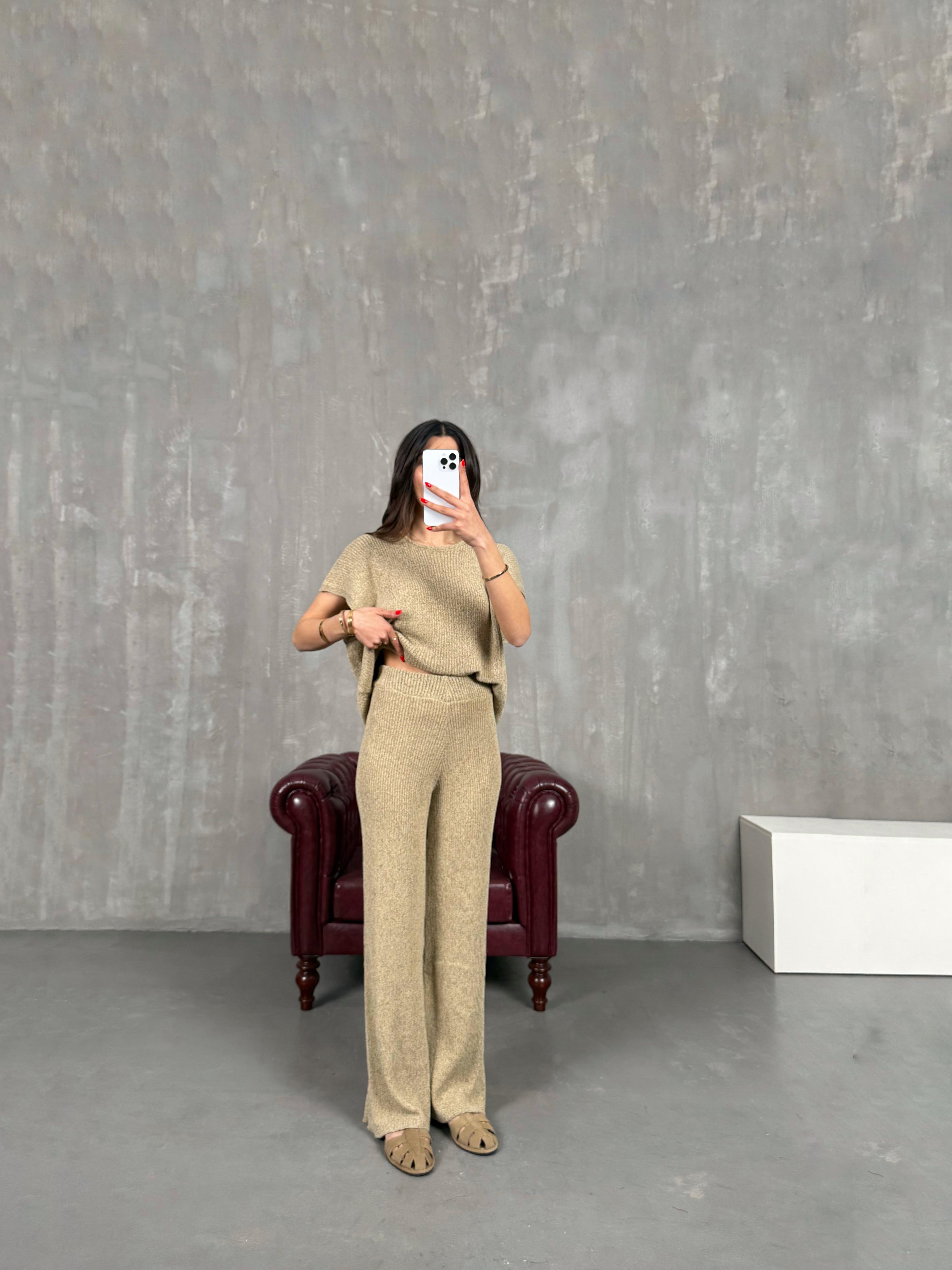 Taş Triko Salaş Takım Gaus00167GausTAKIMGU1001389