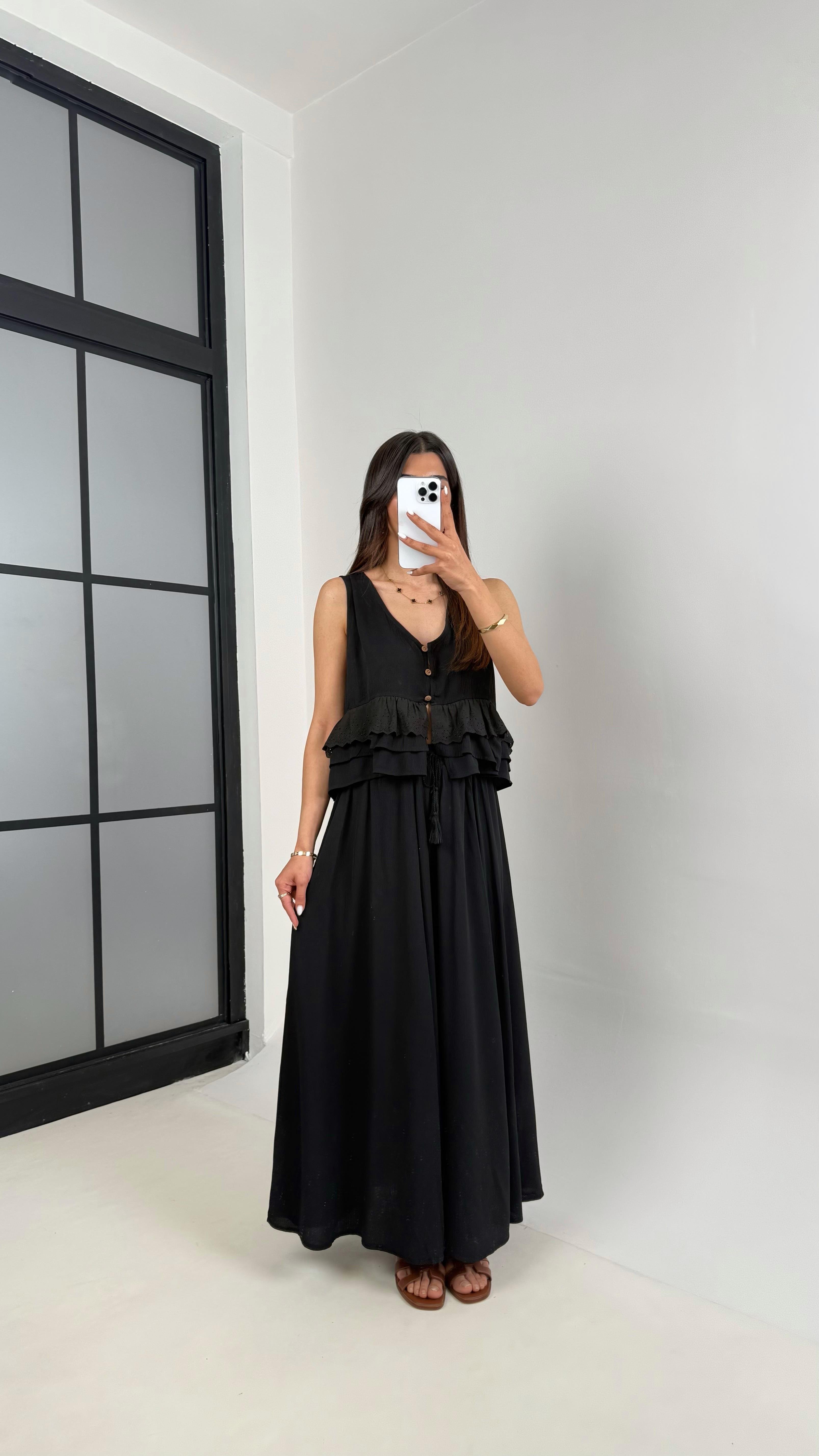 Siyah V Yaka Önü Düğmeli Bluz Astarlı Etekli Takım Gaus00439GausTAKIMGU1002016