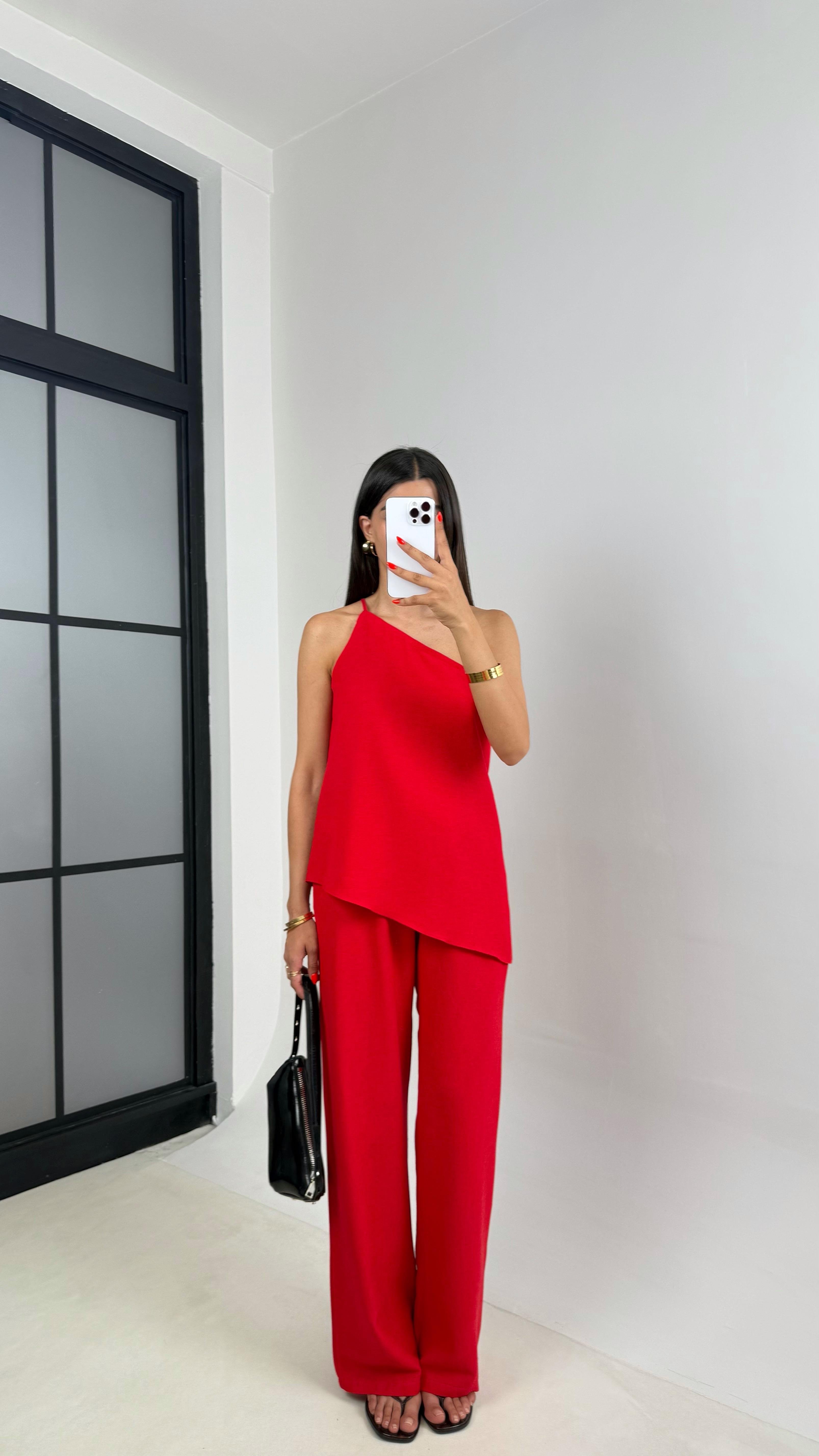 Kırmızı Tek Omuz Bluz Beli Lastlik Pantolon Keten Takım Gaus00696GAUSTAKIMGaus00696