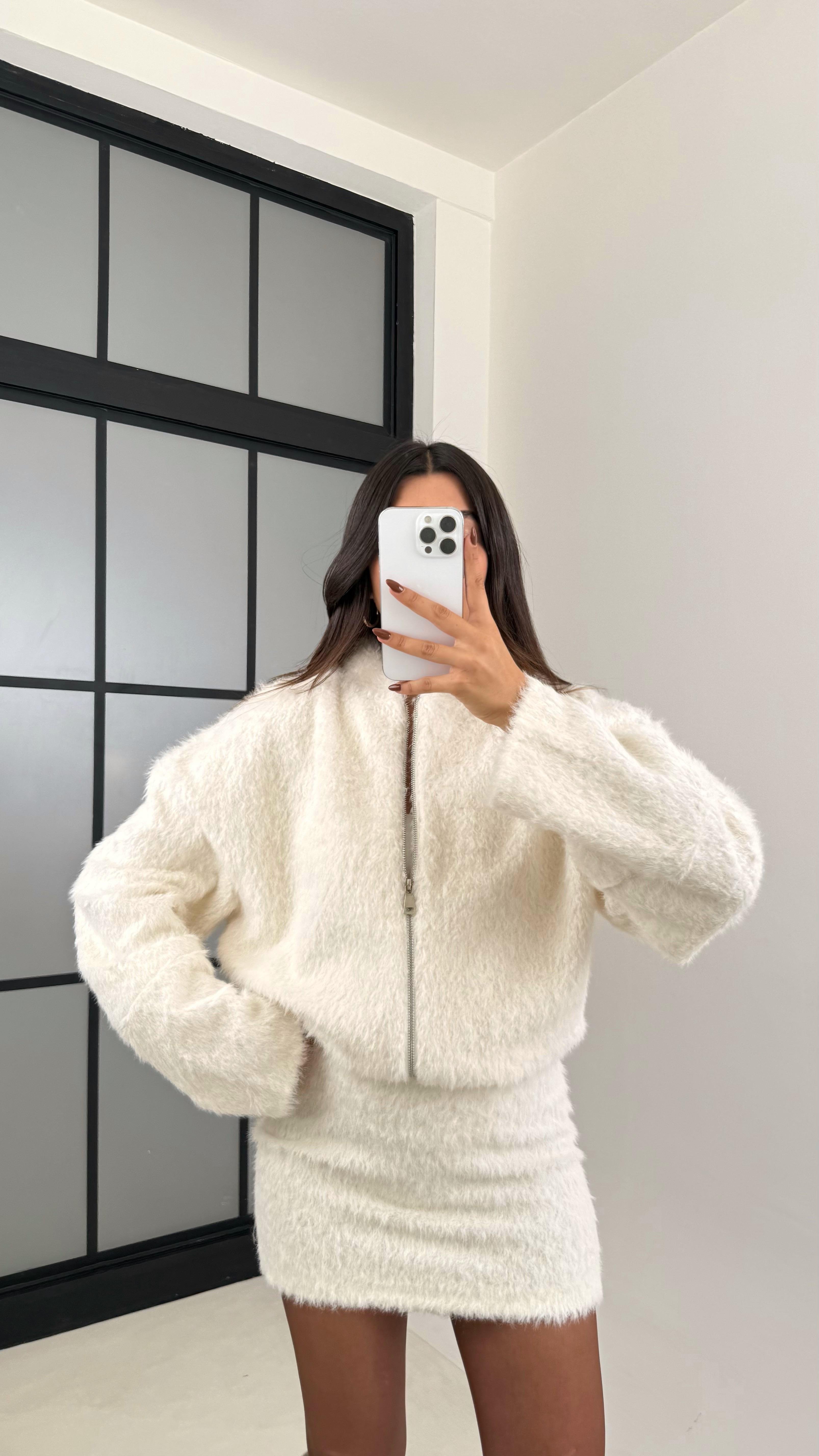 Ekru Ceket Etek Peluş Tüylü İkili Takım GAUS-00218GAUSTAKIMGAUS-00218