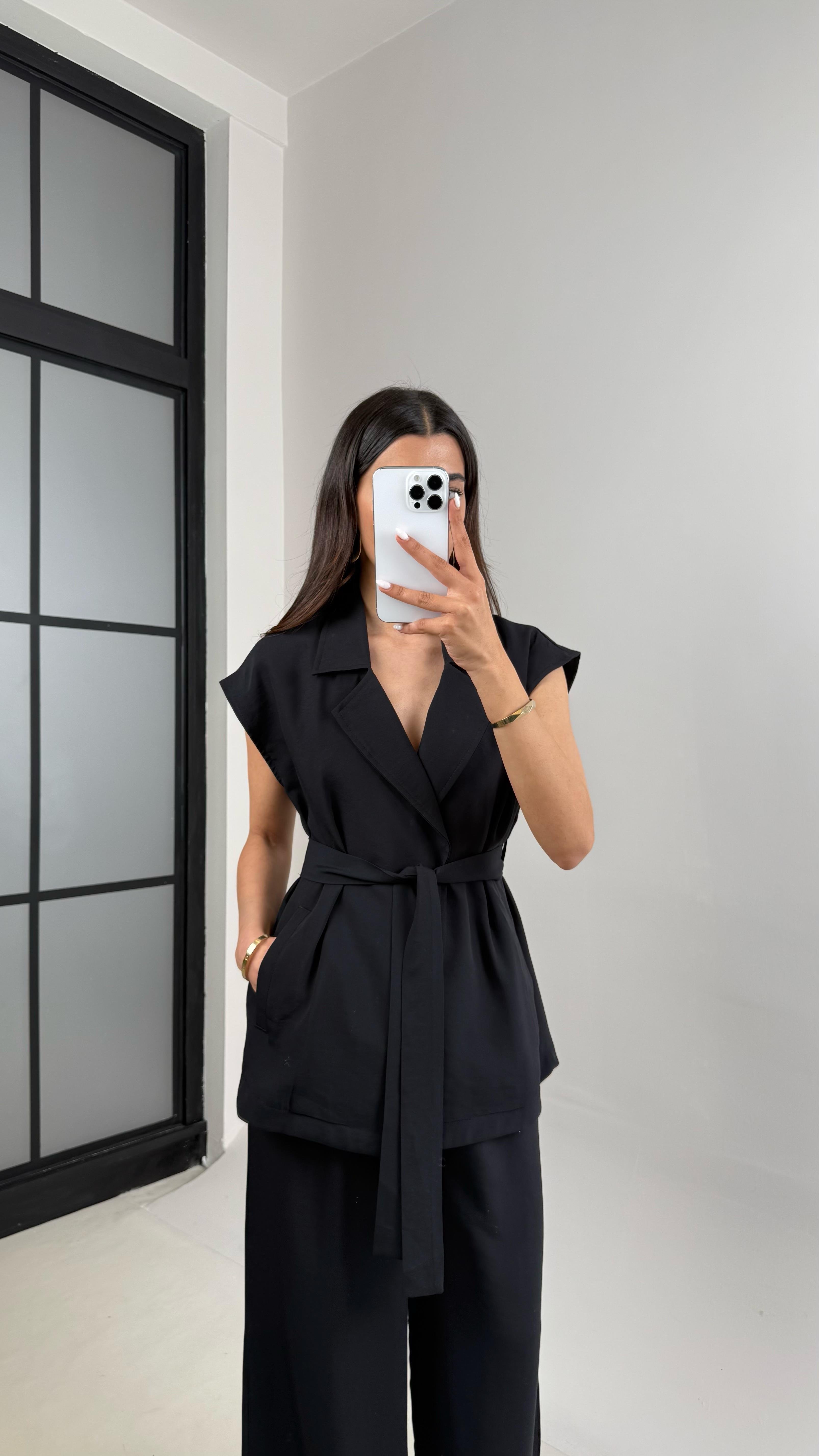 Siyah Cepli Kuşaklı Yelek Beli Lastikli Pantolon Tencel Takım Gaus00433GausTAKIMGU1002007