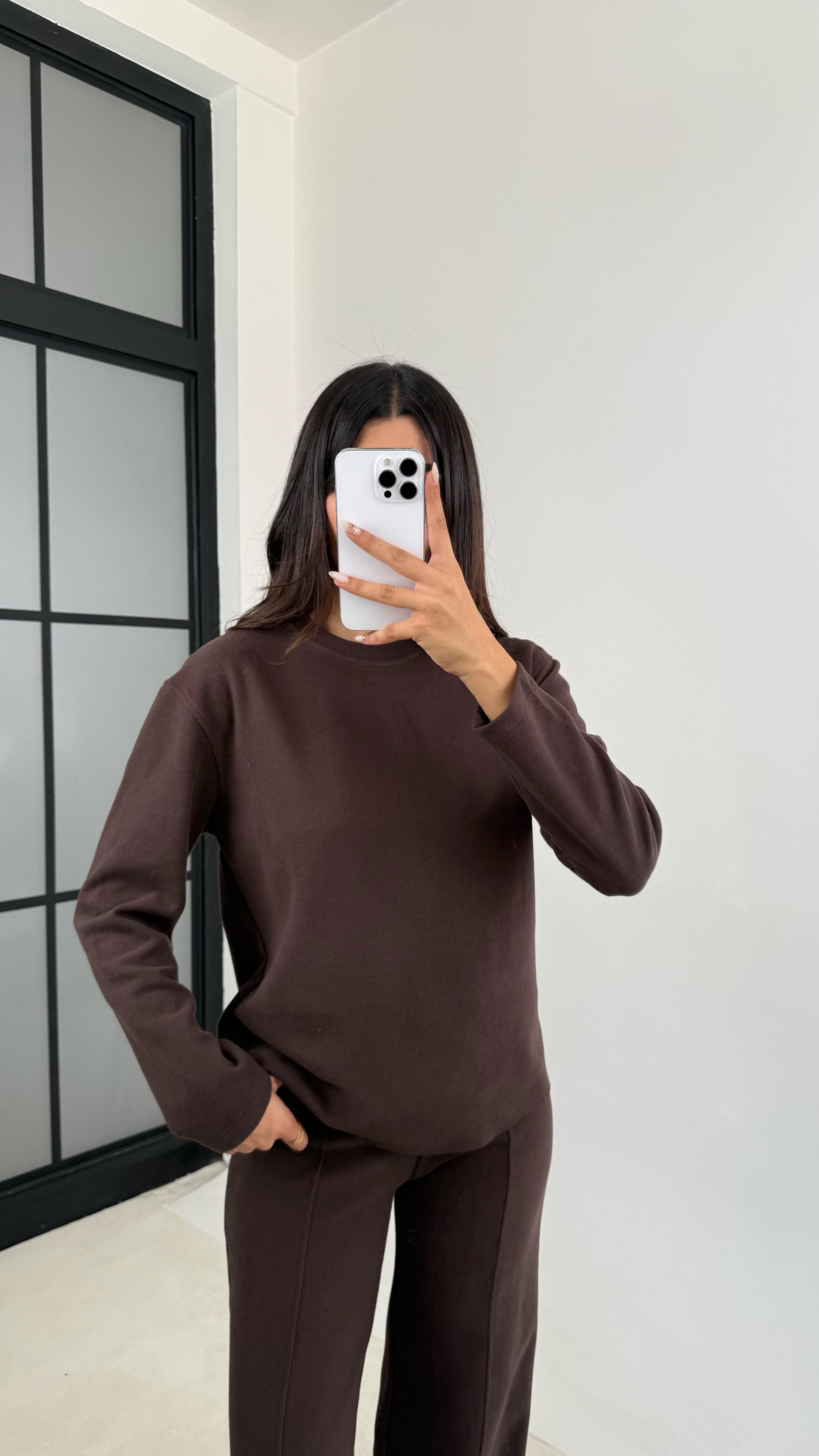 Acı Kahve Bisiklet Yaka Üst Beli Lastikli Pantolon Basic Yumuşak Triko Takım GAUS-00109GAUSTAKIMGAUS-00109