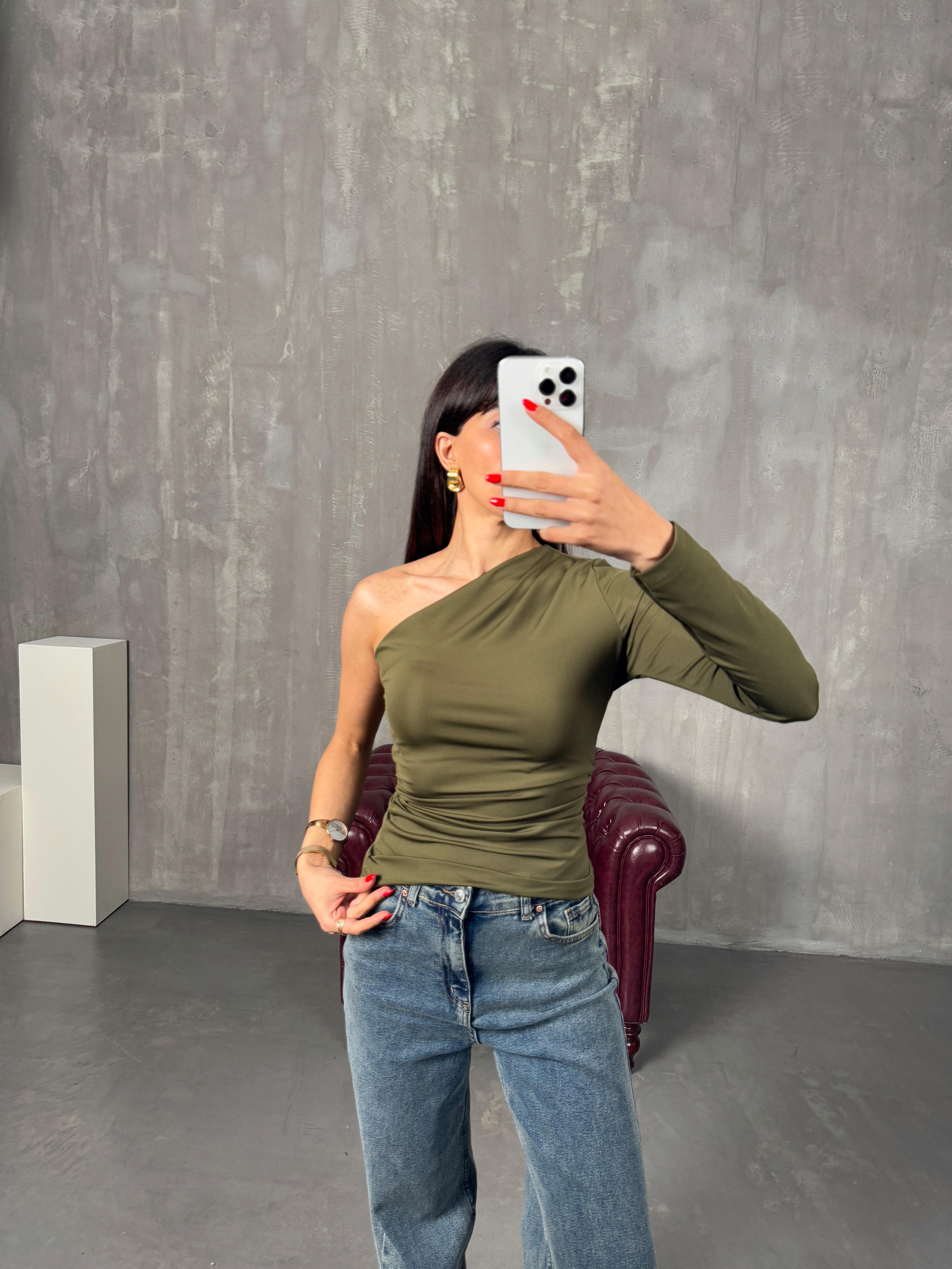 Scorp Yeşil Drapeli Tek Kol Detaylı BluzGausBLUZGU00904339