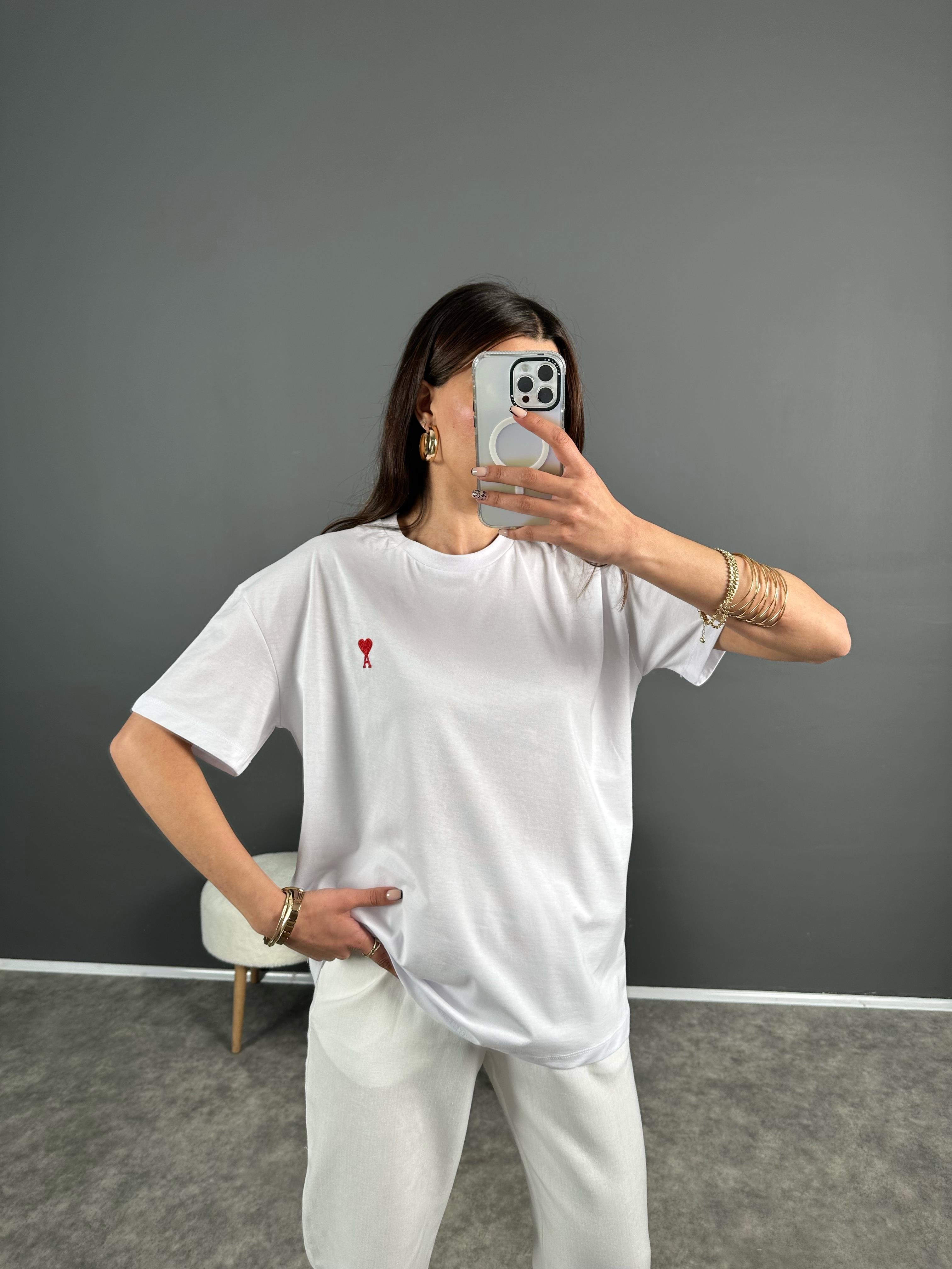 Beyaz Oversize A TshirtGausTSHIRTGU007926