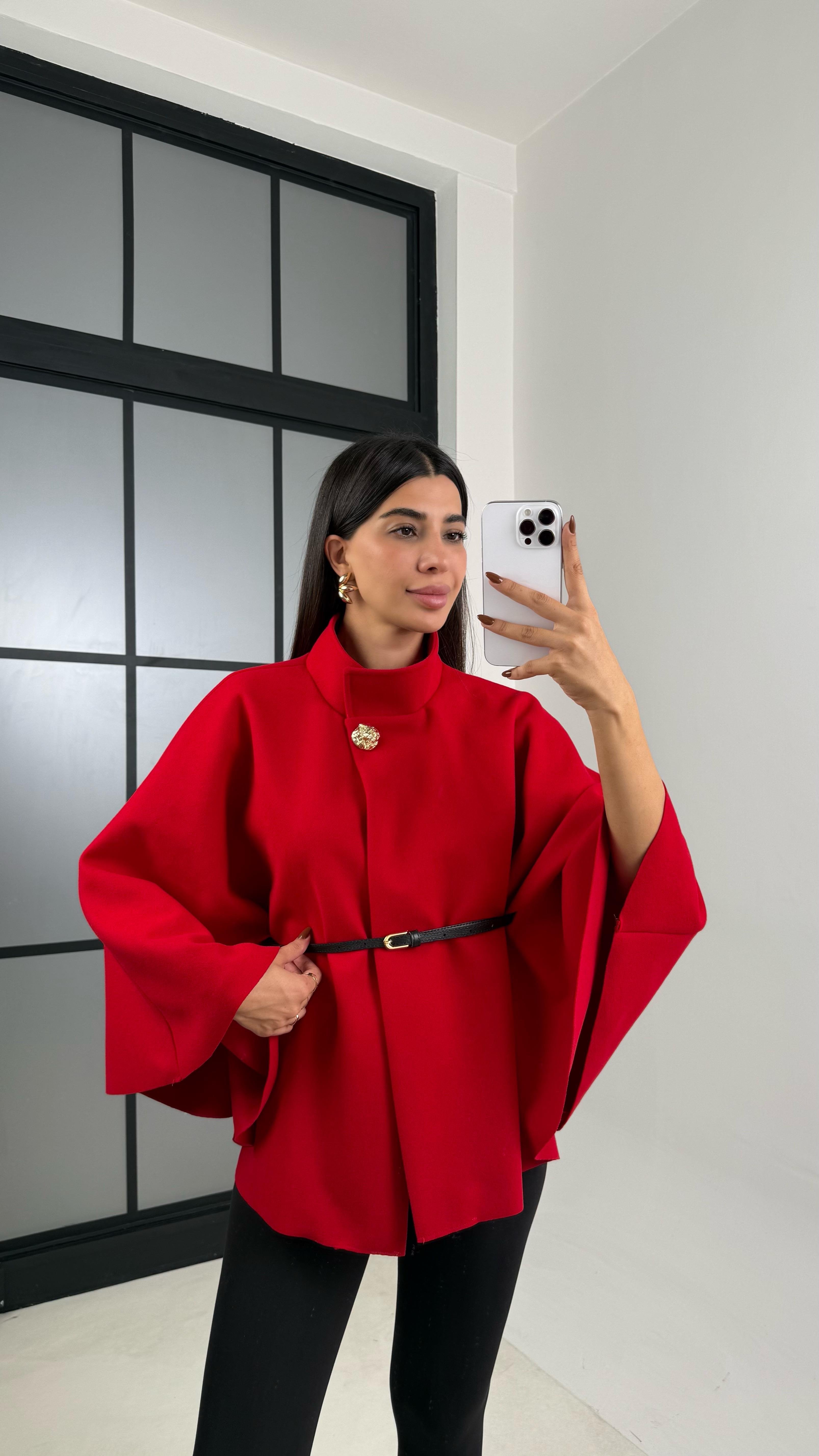 Kırmızı Gina ZR Model Kemerli Kaşe Panço GAUS-0091GAUSPançoGAUS-0091