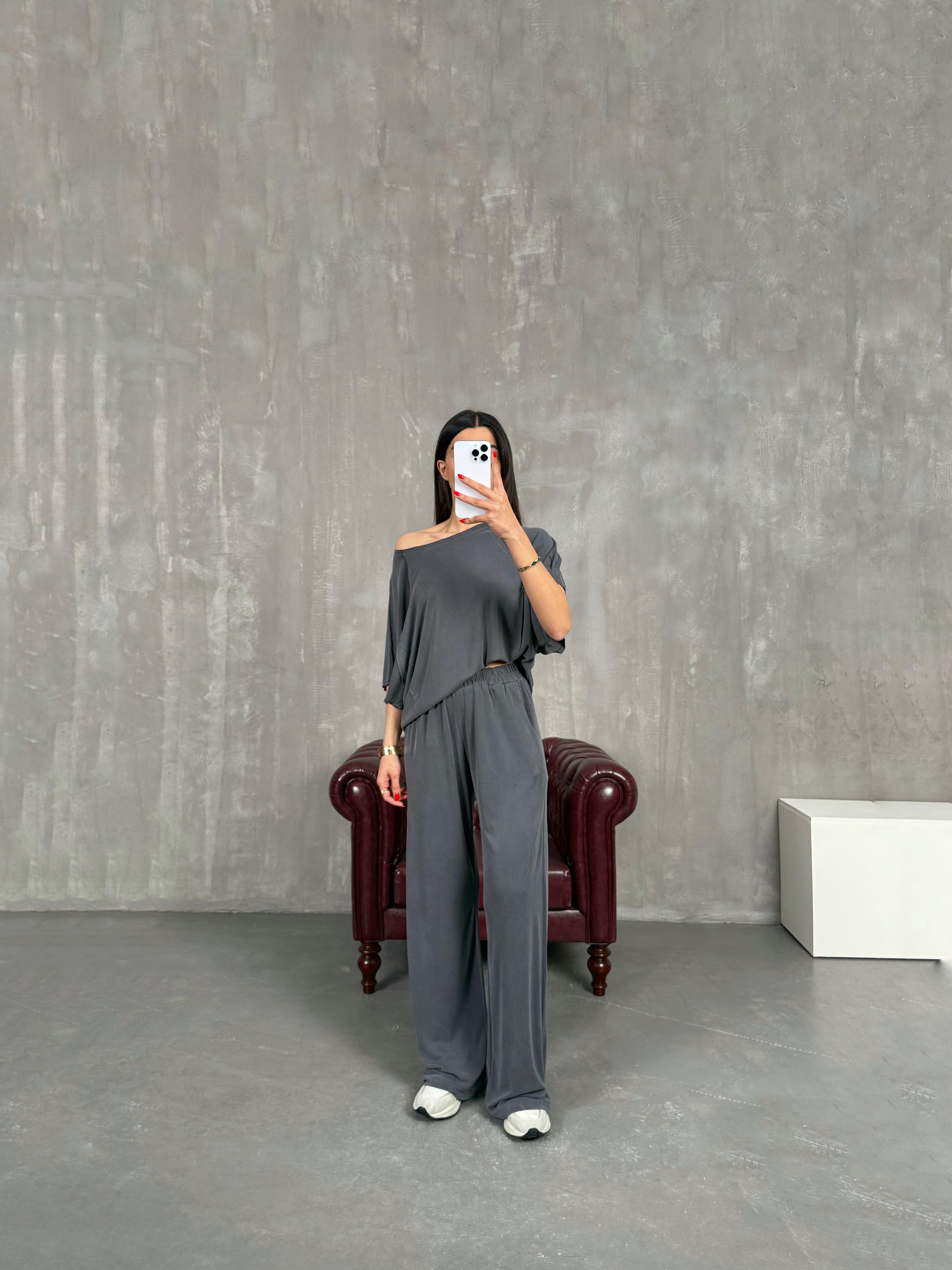 Antrasit İnce Modal Kumaş Kısa Kol Muadil Basic Takım Gaus00197GausTAKIMGU1001464