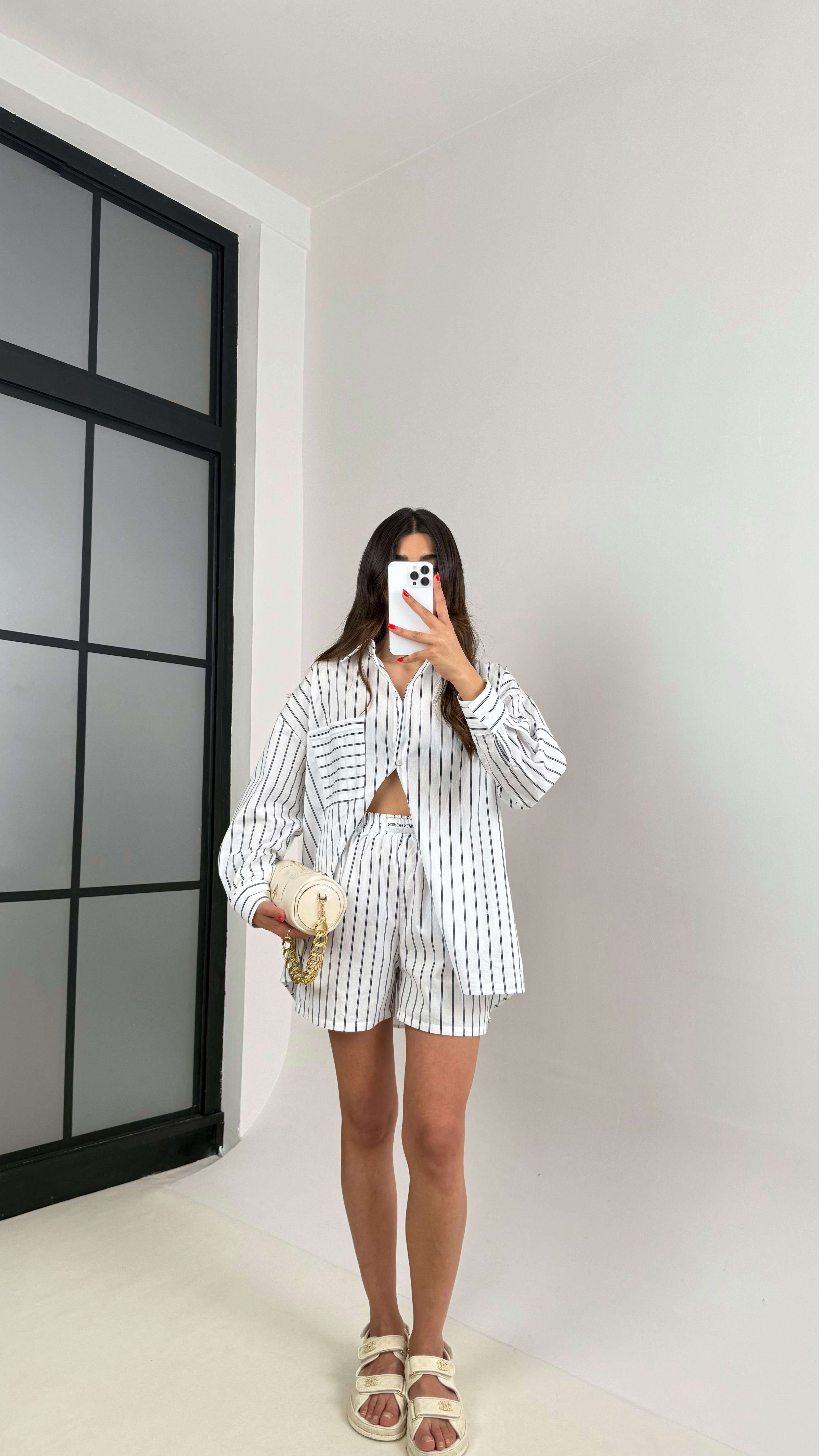 Beyaz Siyah Çizgili Gömlek Şort İkili Keten Takım Gaus00475GausTAKIMGU1002111