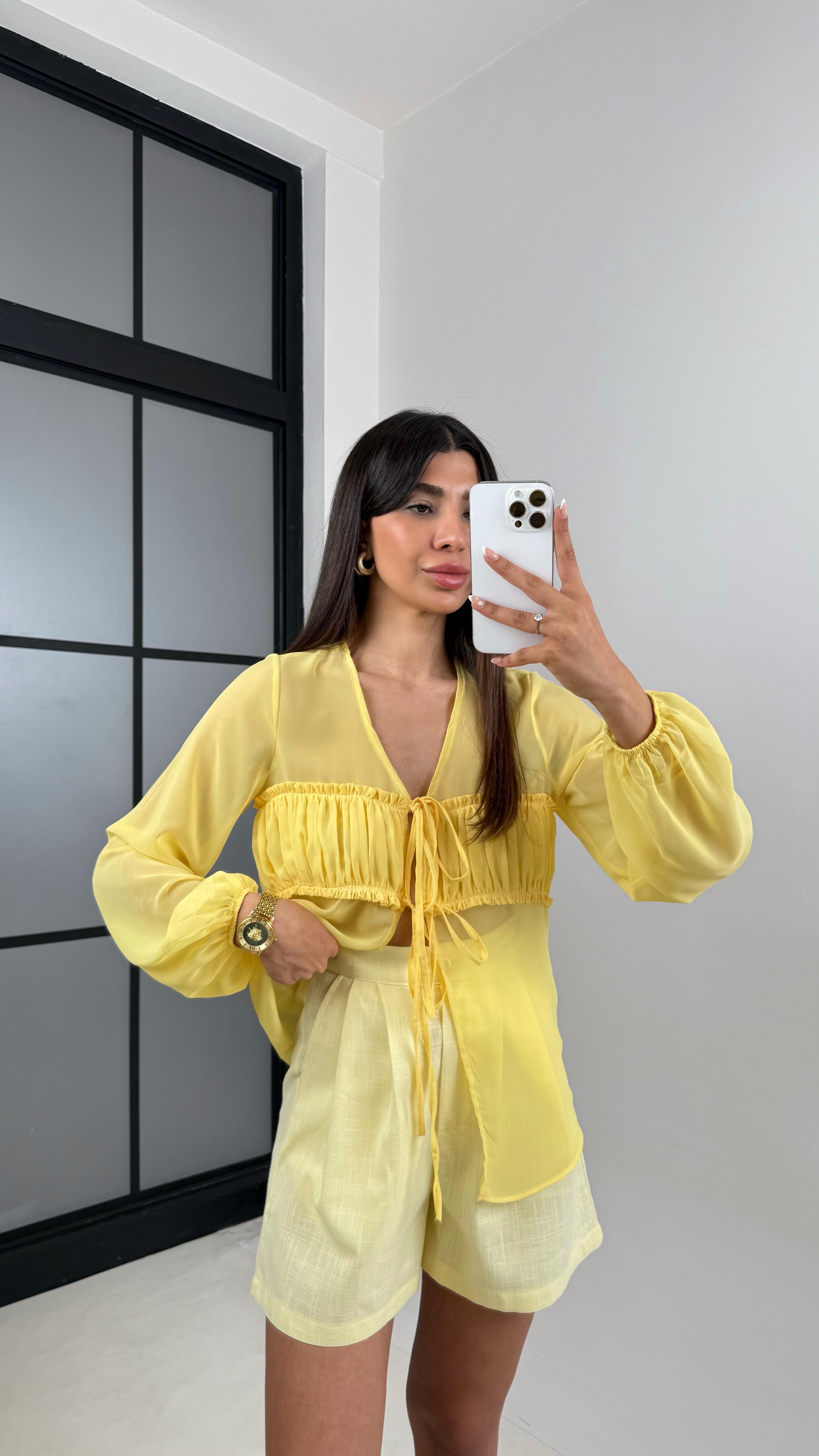 Sarı Önü Bağlamalı Transparan Gömlek Keten Şort Takım Gaus00615GausTAKIMGU1002437