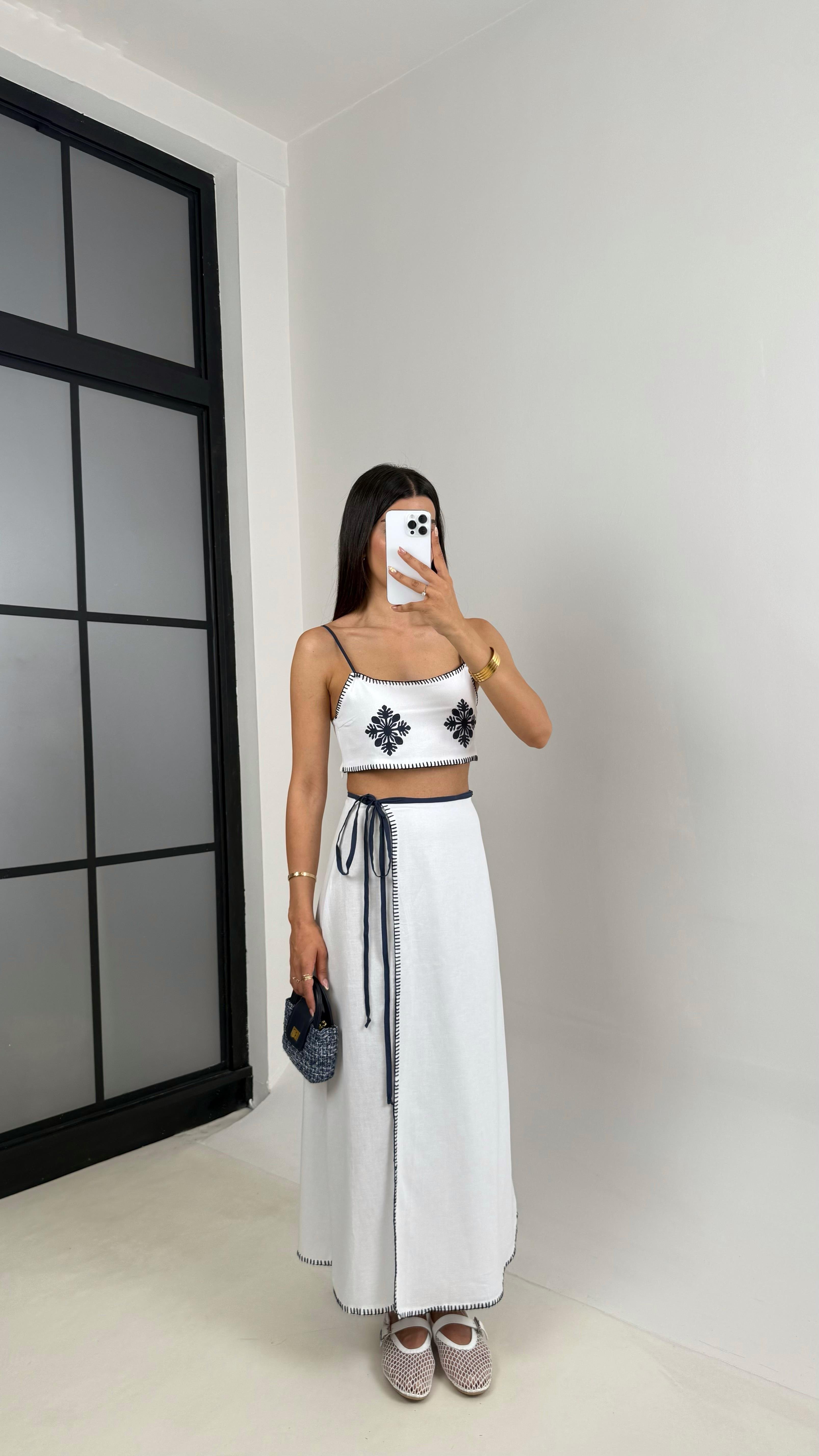 Keten Nakış İşlemeli Crop Bağlamalı Etek İkili Takım Gaus00647GausTAKIMGU1002504 