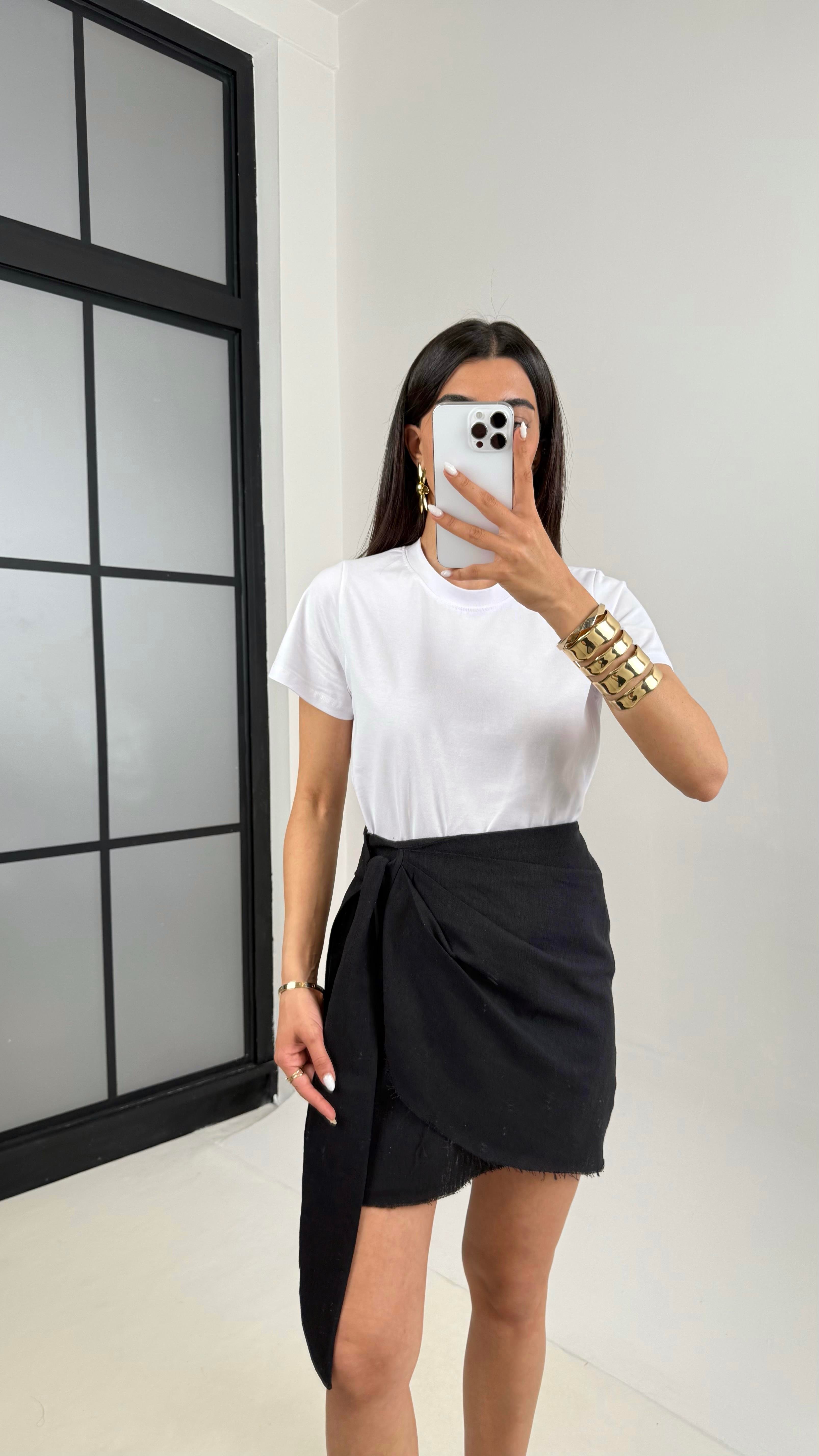 Siyah Yan Bağlama Detaylı Keten Etek Gaus00435GausETEKGU1002025