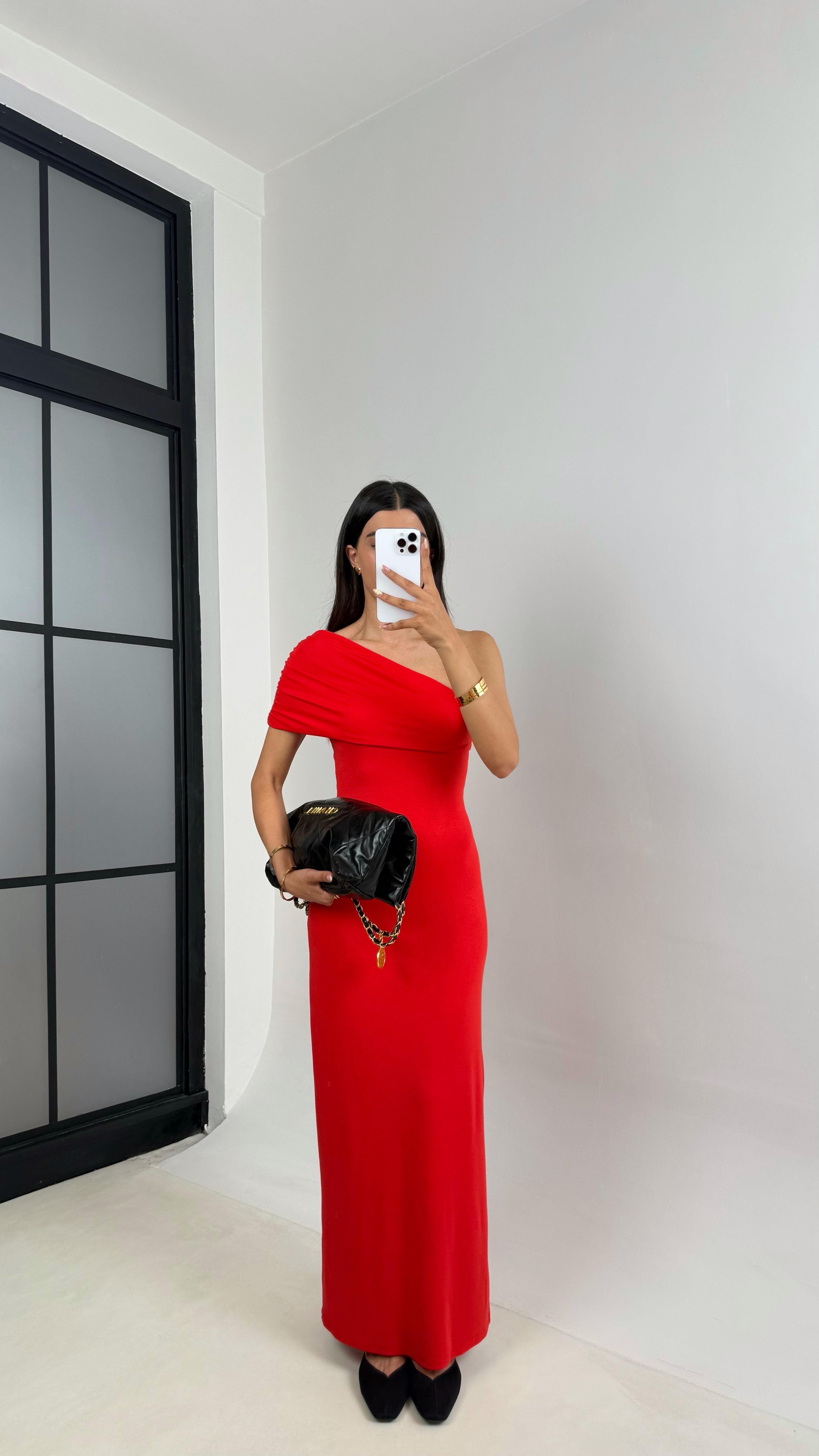 Kırmızı Tek Omuz Maxi Boy Elbise Gaus00685GausELBİSEGU1002580