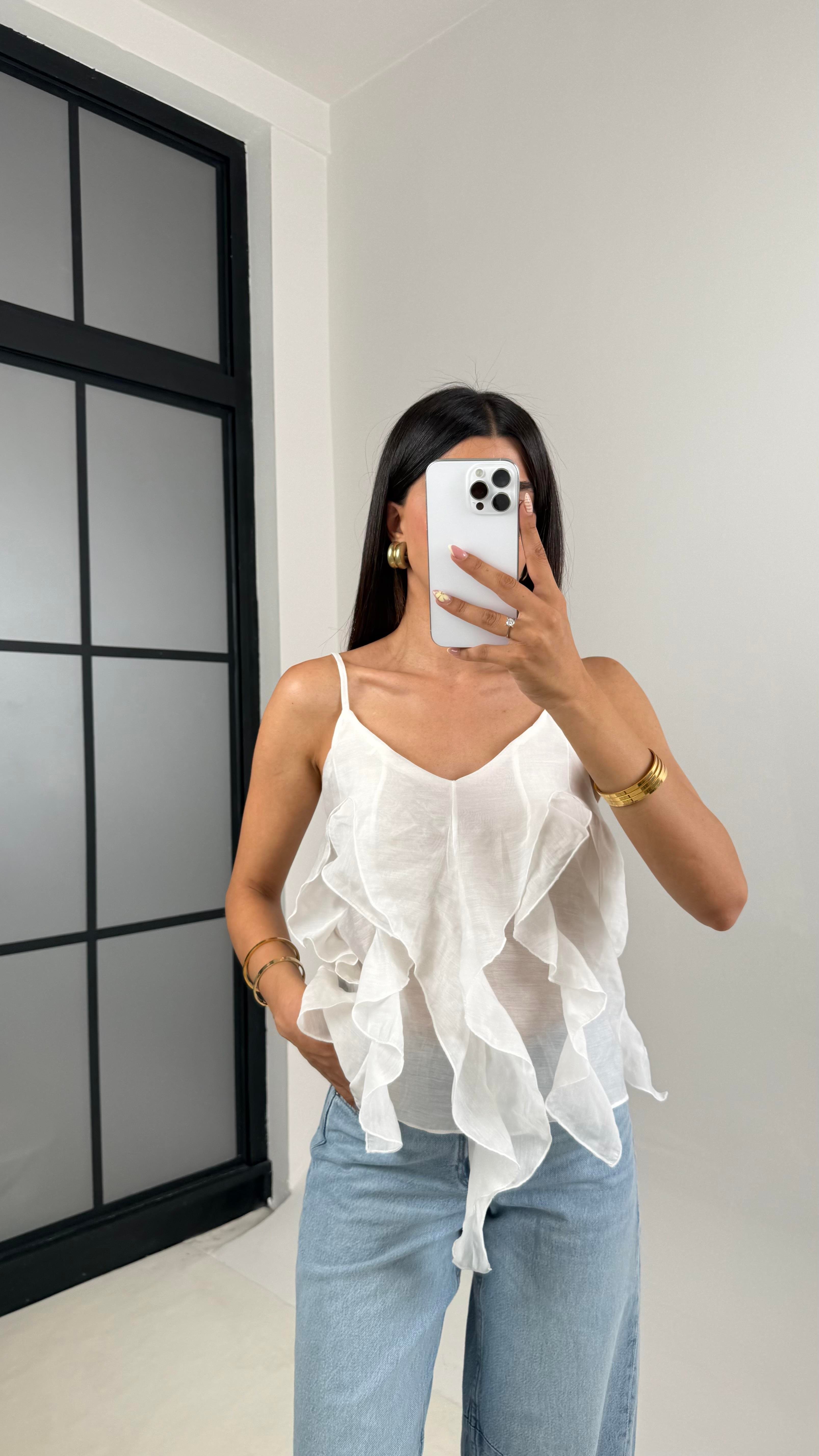 Beyaz Ayarlanabilir Askılı MD Muadil Fırfır Detaylı Şifon Bluz Gaus00665Gausالبلوزات GU1002536