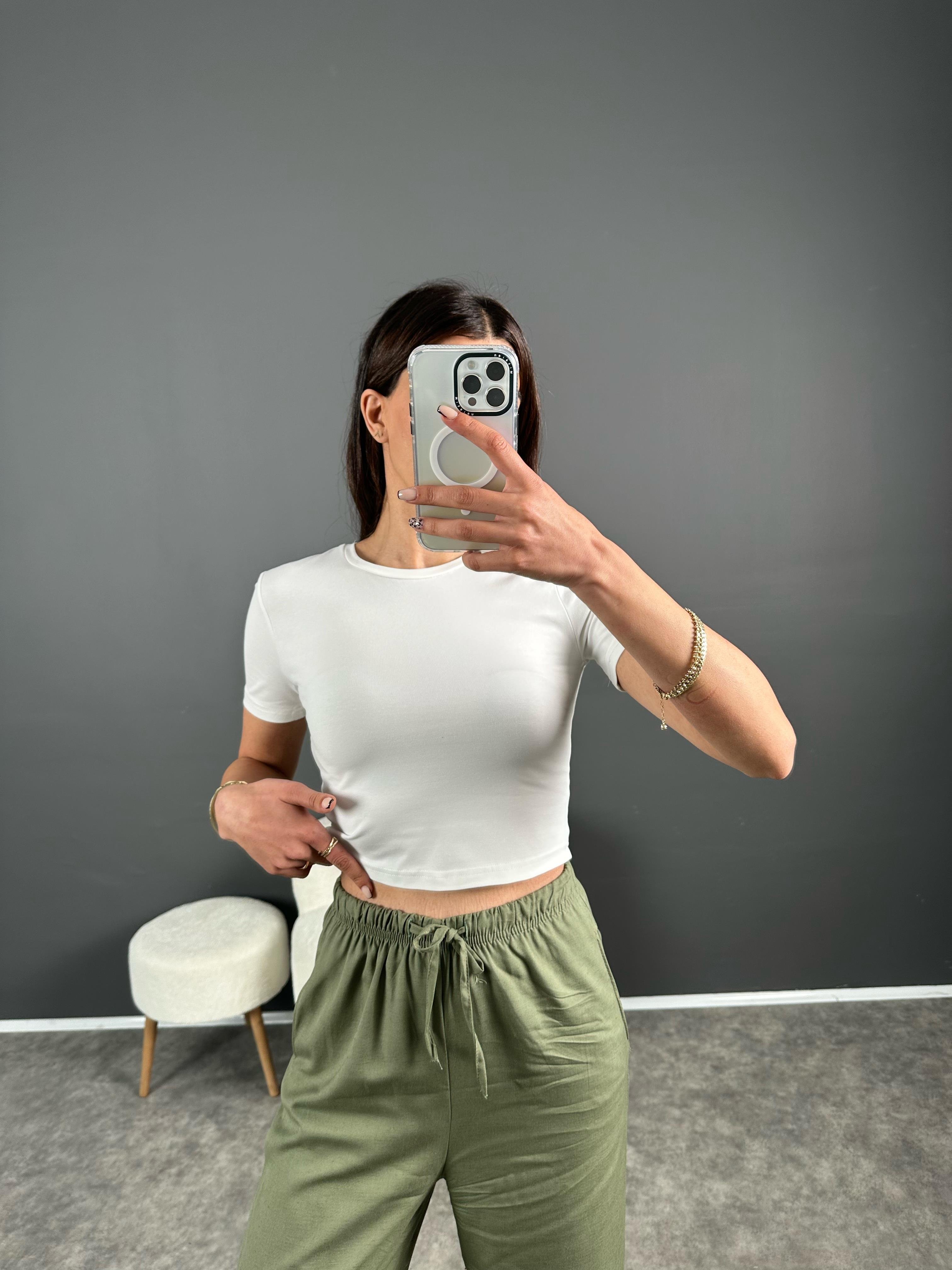 Beyaz Basic Crop Tshirt GausTSHIRTGU007257