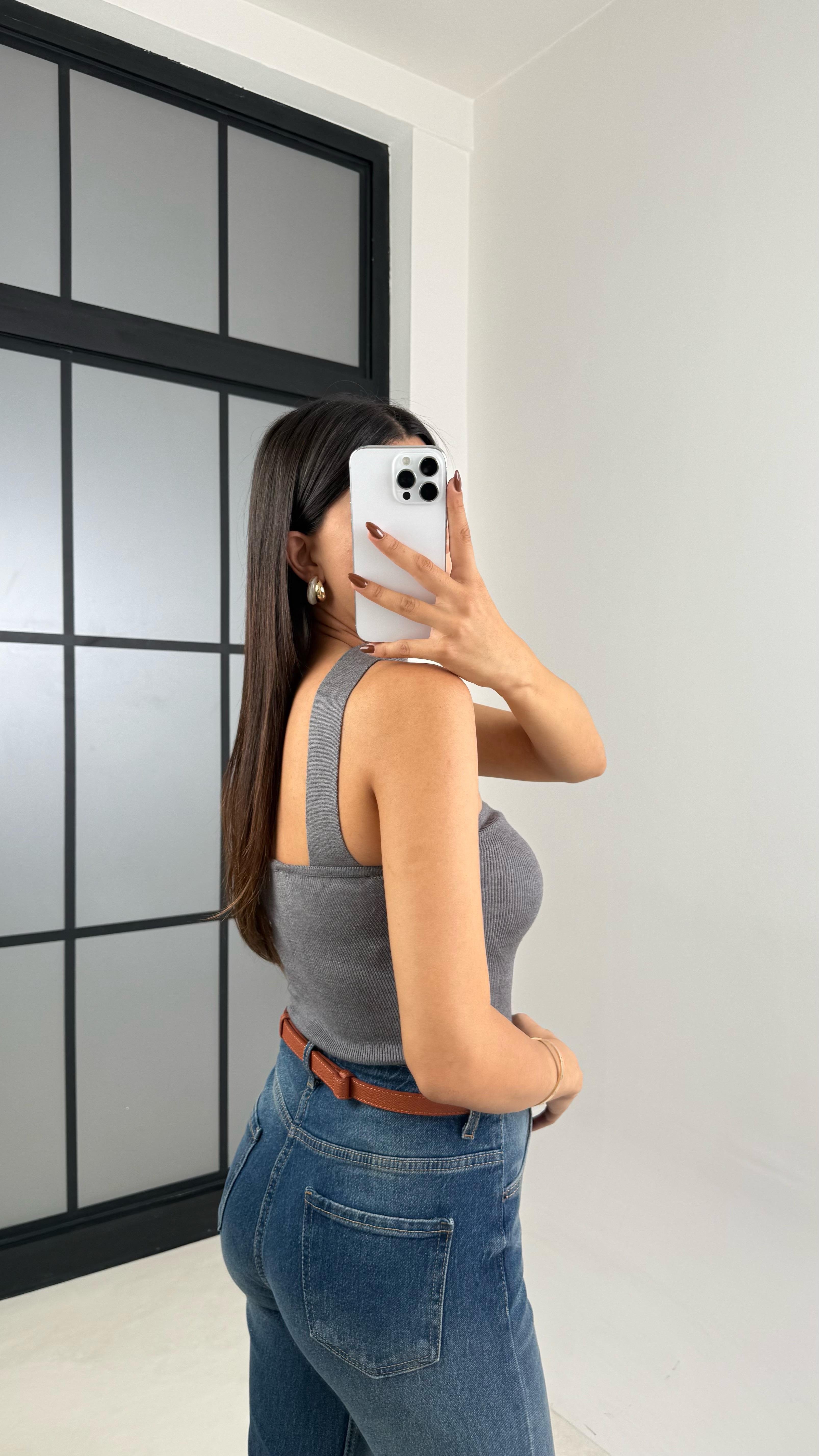 Gri Boyundan Bağlamalı Tasarım Triko Bluz GAUS-00175GAUS التريكو GAUS-00175