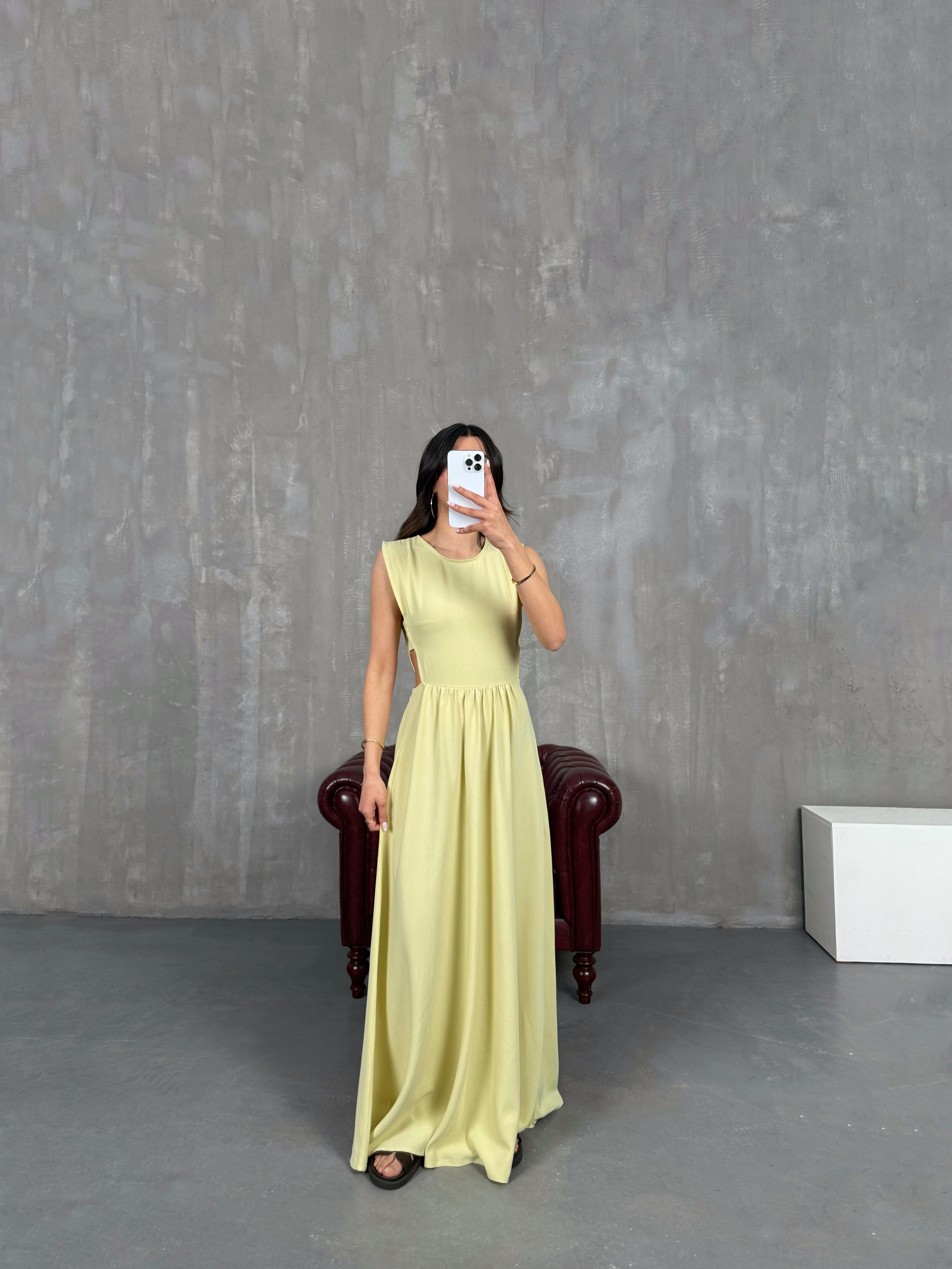 Sarı Yan Dekolteli Keten Elbise Gaus00255GausELBİSEGU1001594
