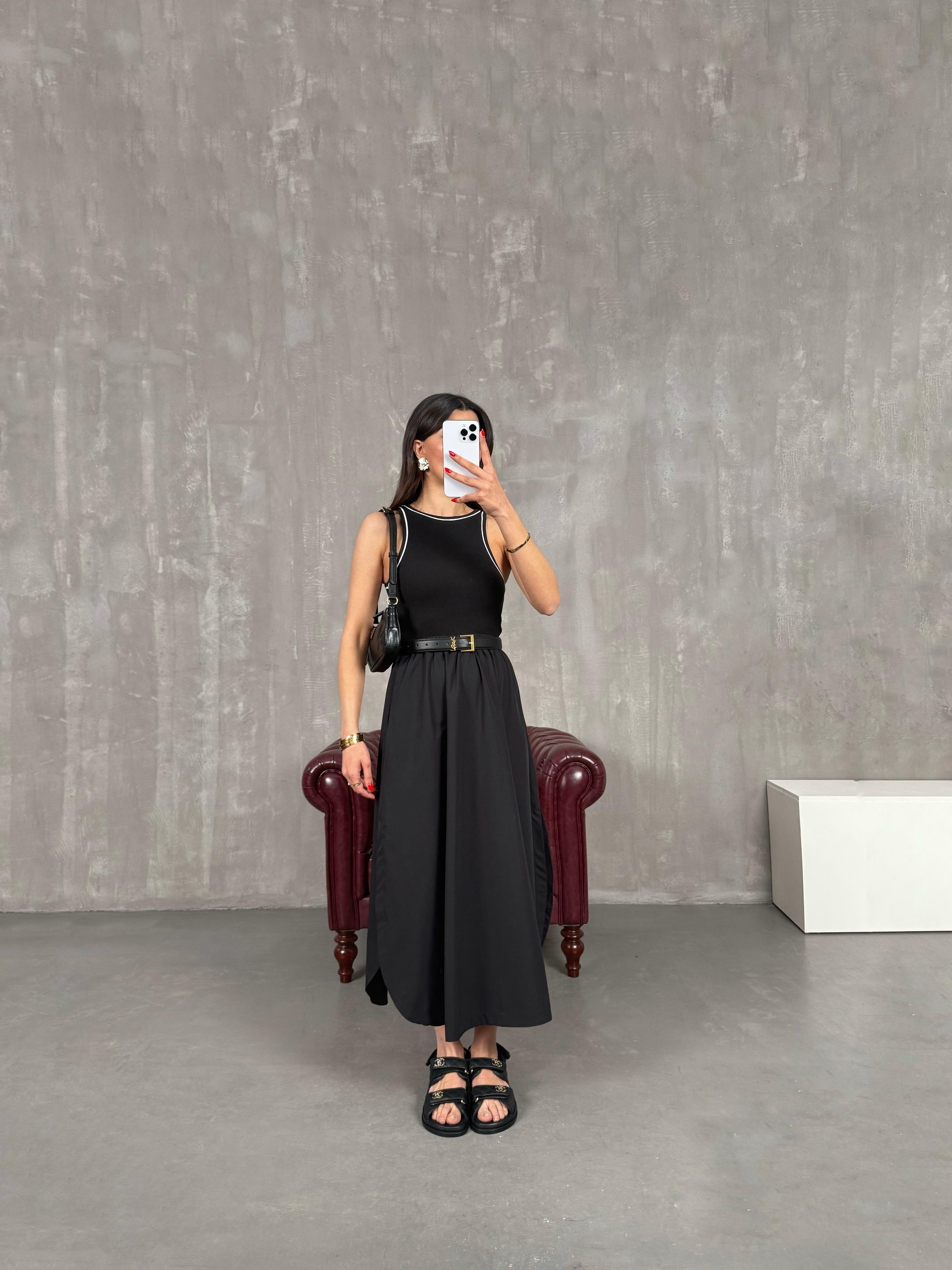 Siyah Poplin Karışımlı Fitilli Sıfır Kol Yırtmaçlı Cepli Elbise Gaus00172GausELBİSEGU1001399