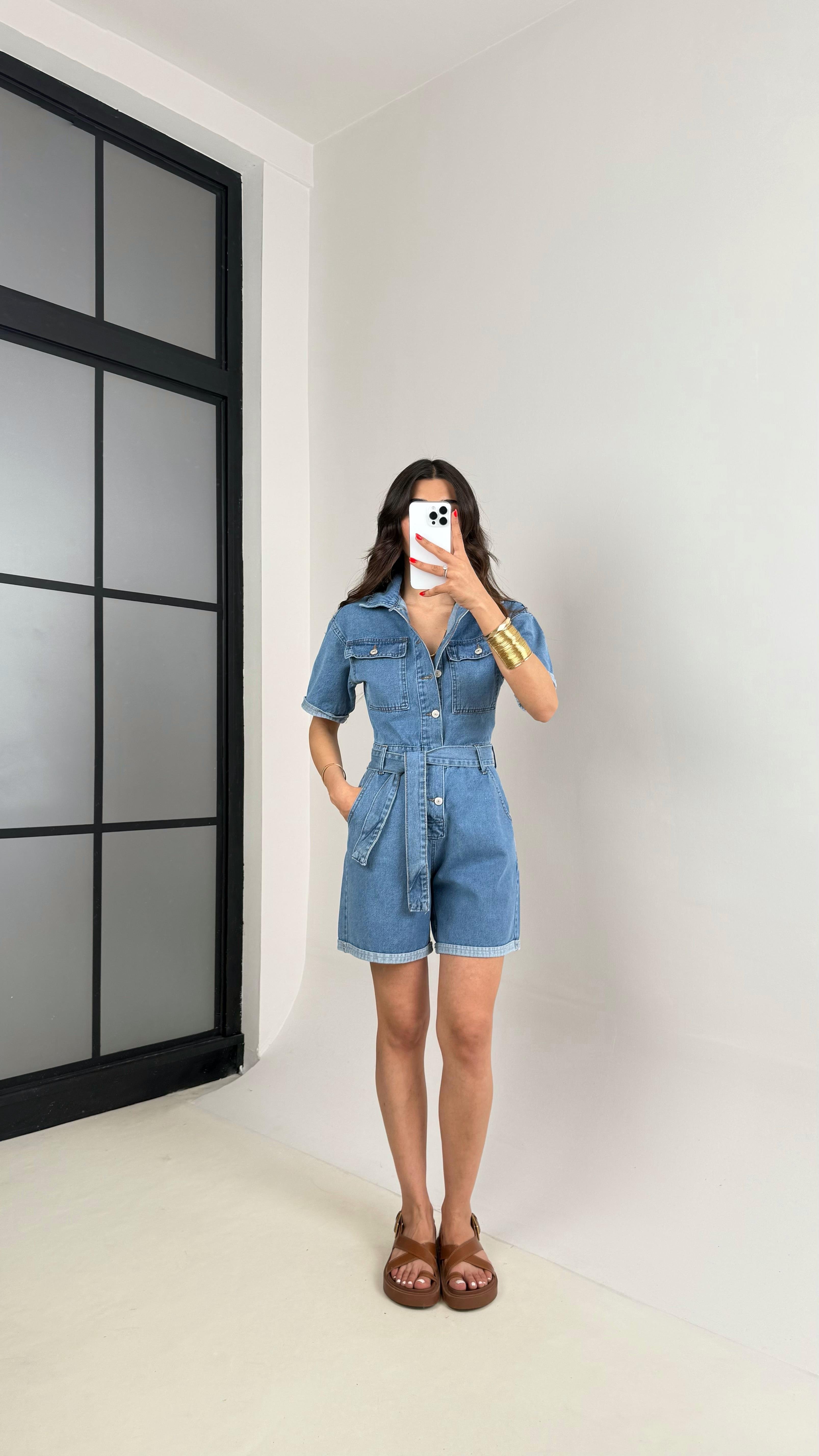 Mavi Kısa Kol Önü Düğmeli Kemerli  Denim Tulum Gaus00465GausTULUMGU1002088