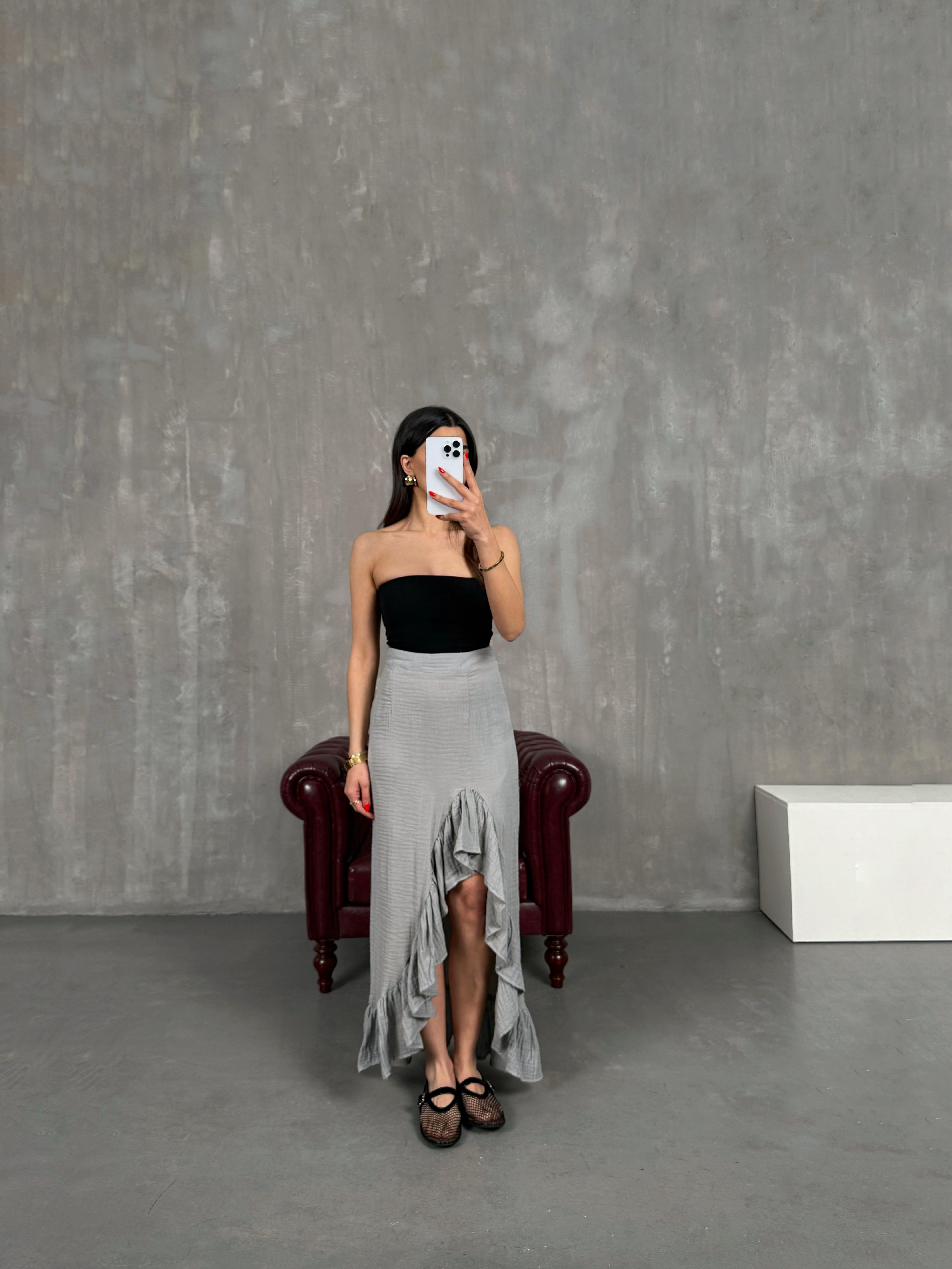 Gri Önü Volan Yırtmaçlı Müslin Etek Gaus00186GausETEKGU1001430