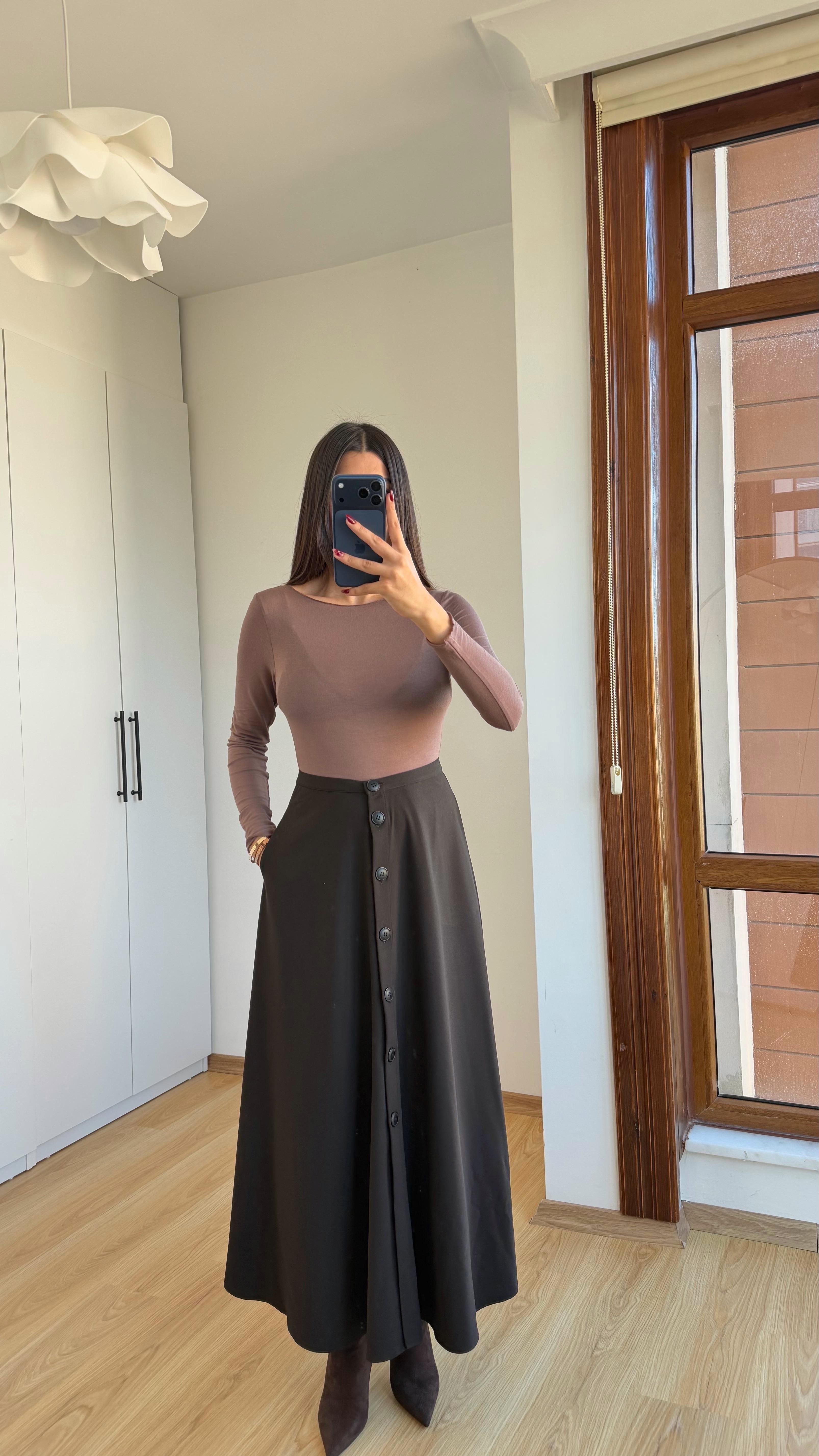 Acı Kahve Düğmeli Kumaş Etek GAUS-00616GAUSETEKGAUS-00616