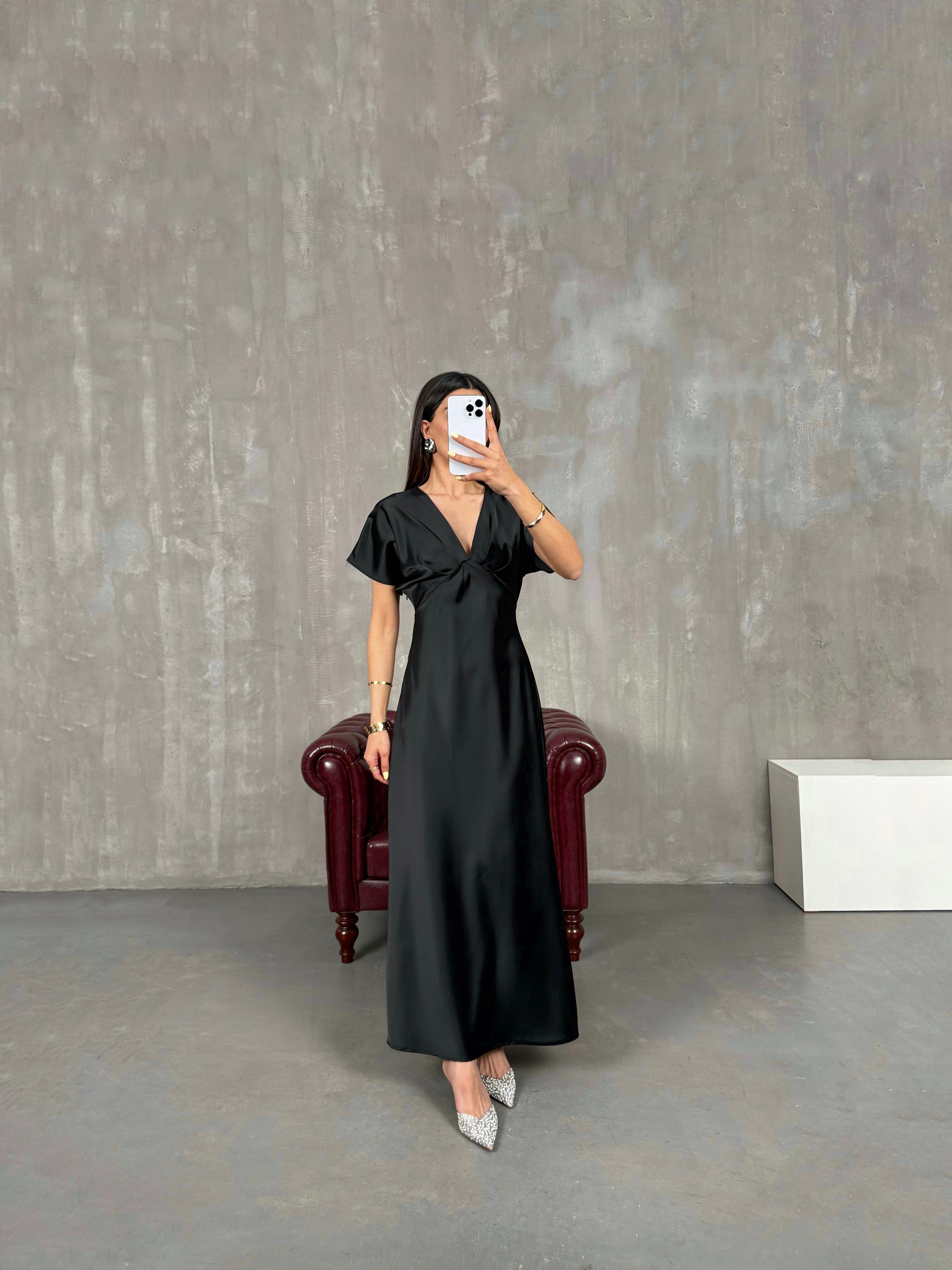 Siyah V Yaka Saten Elbise Gaus00125GausELBİSEGU1001283