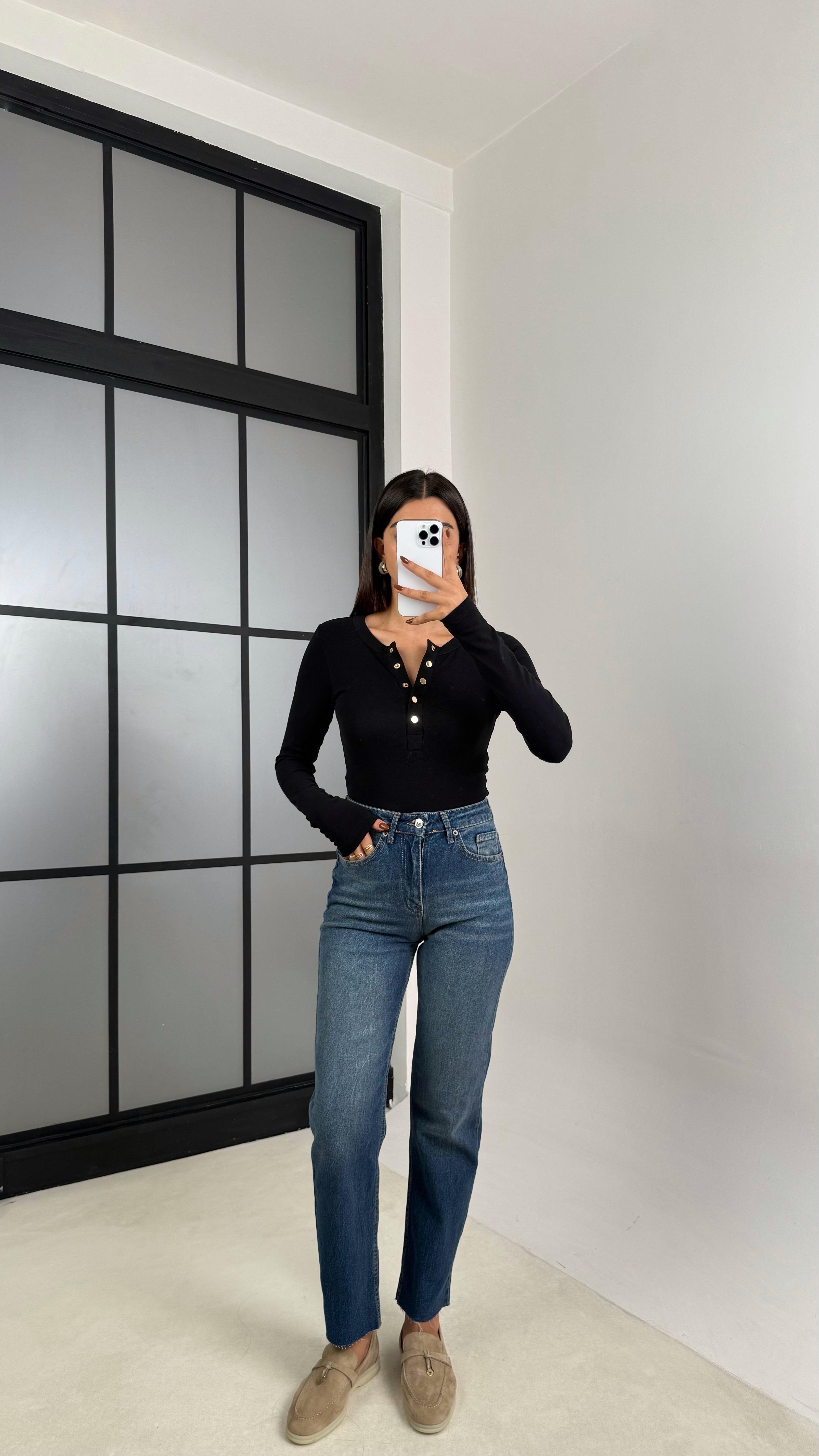 Mavi ZR Model Kesik Paça Jean GAUS-00173GAUSDENİM PANTOLONGAUS-00173