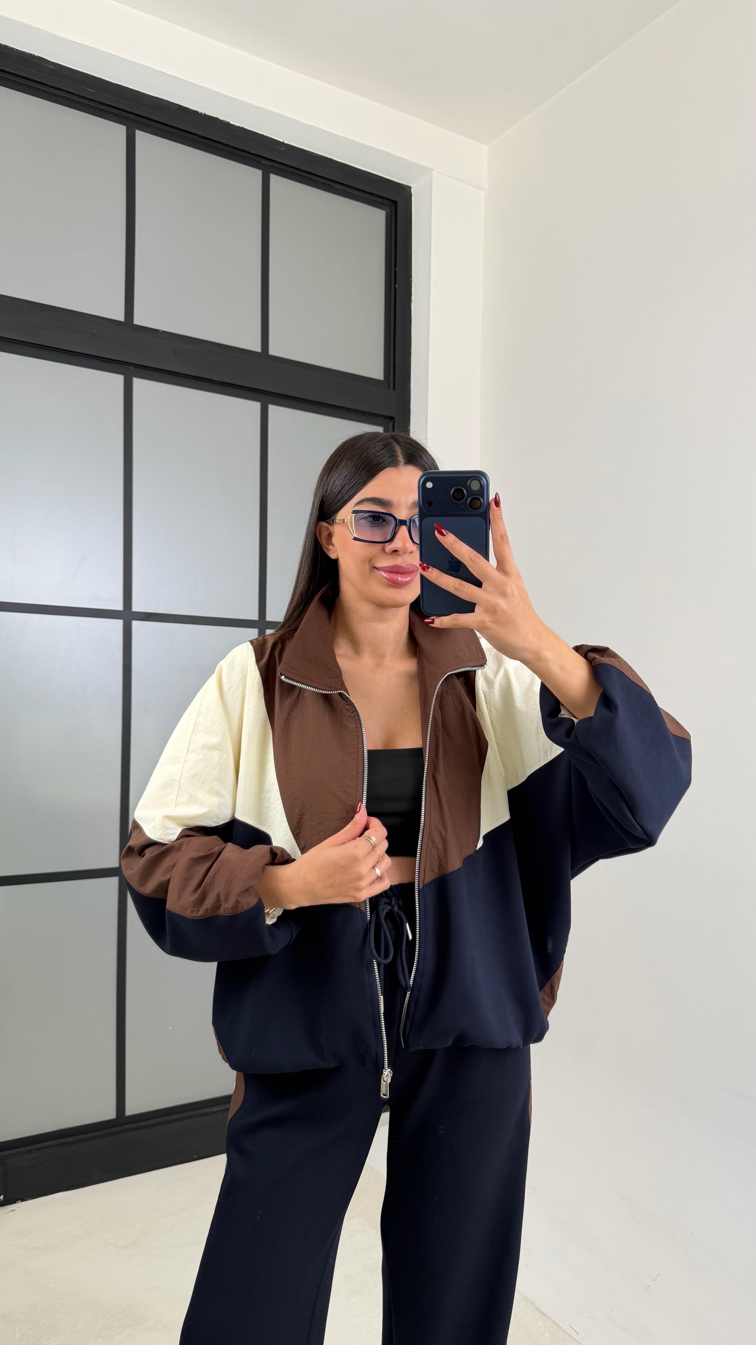 Lacivert ŞERİT DETAYLI PARAŞÜT KUMAŞ HIRKA PANTALON TAKIM GAUS-00677GAUSTAKIMGAUS-00677