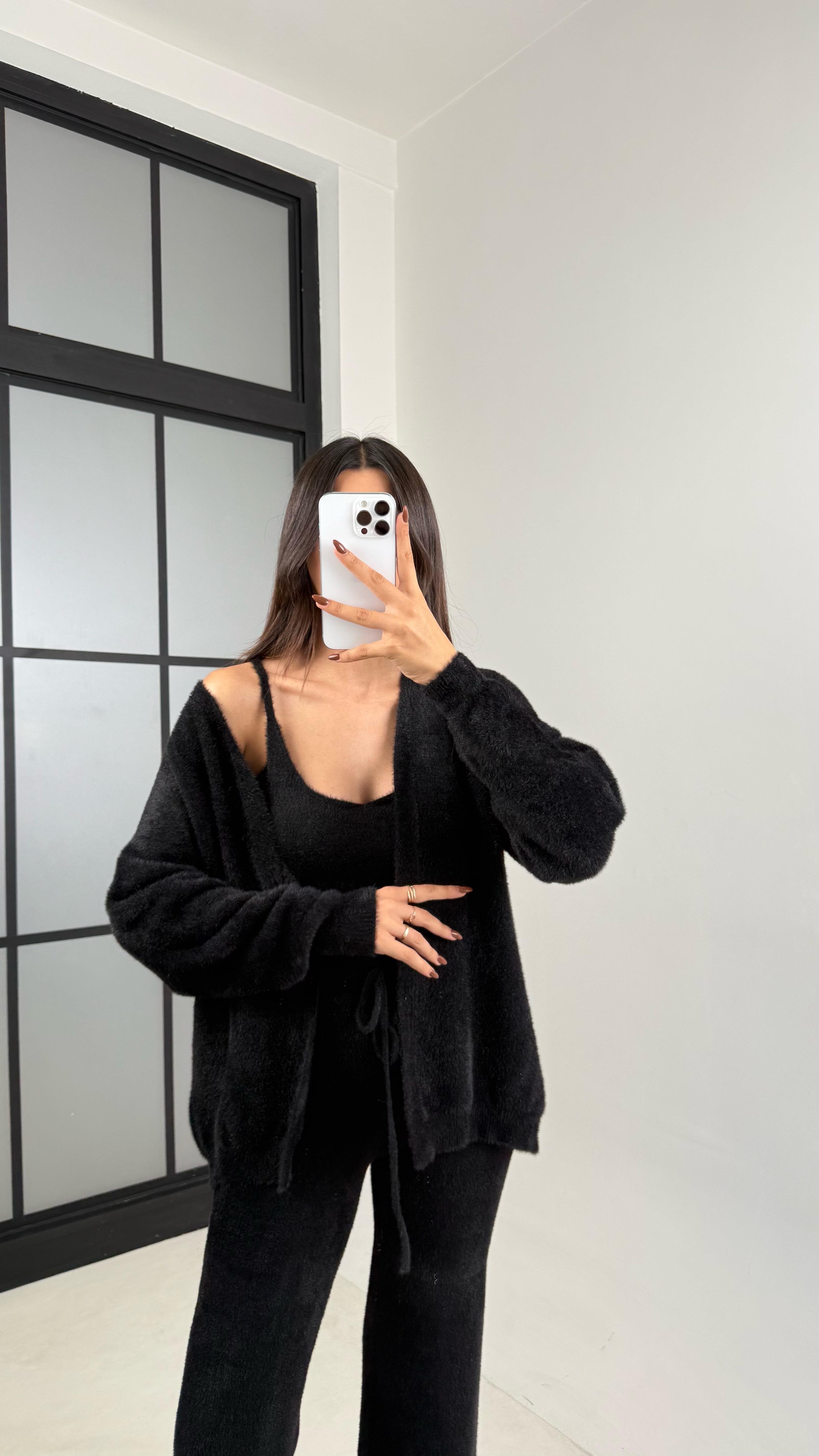 Siyah 3'lü Peluş Tüylü Takım GAUS-00441GAUSTAKIMGAUS-00441