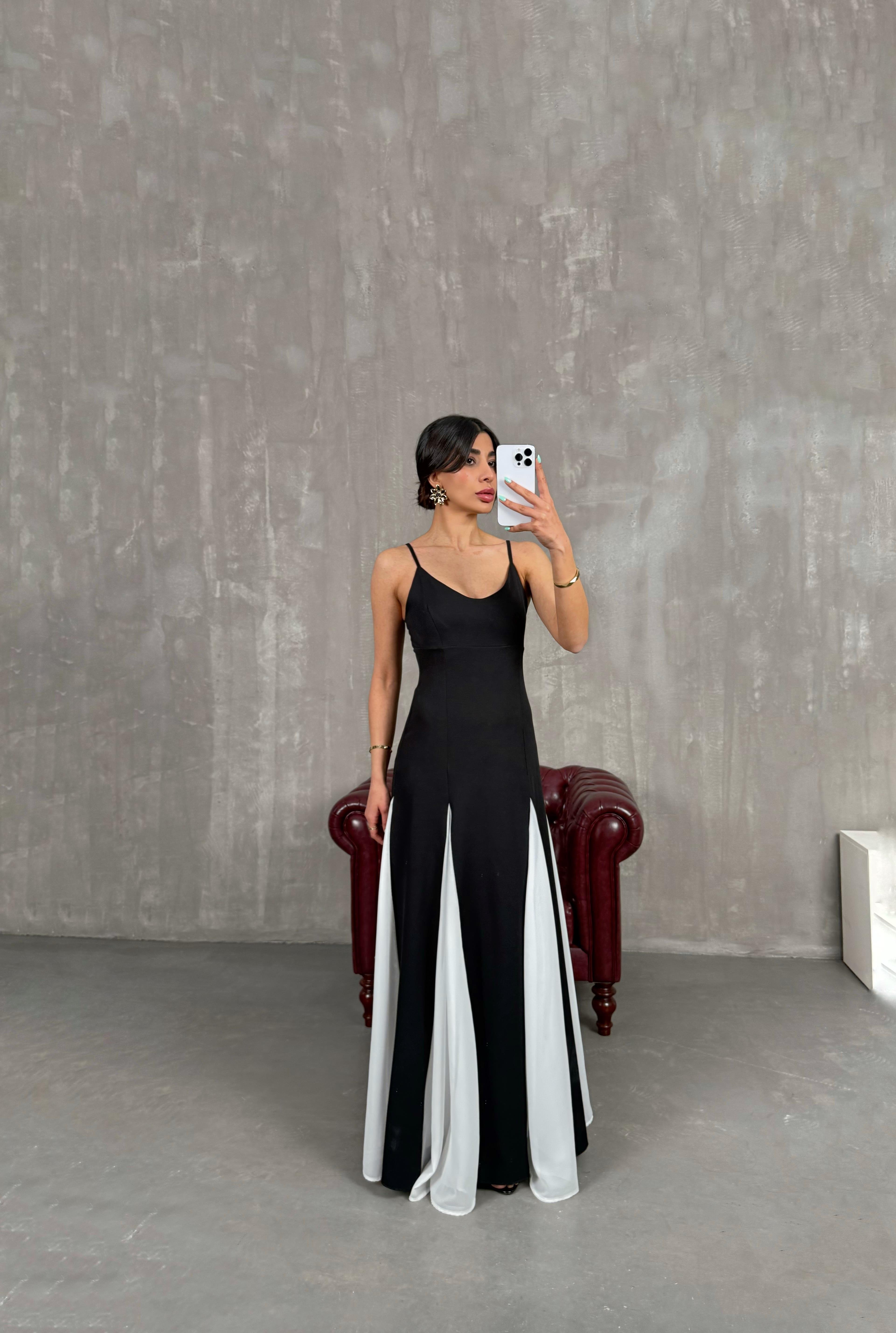 Siyah Ayarlanabilir Askılı Beyaz Şifon Detaylı Astarlı Viral Pinterest Elbise Gaus00242GausELBİSEGU1001563