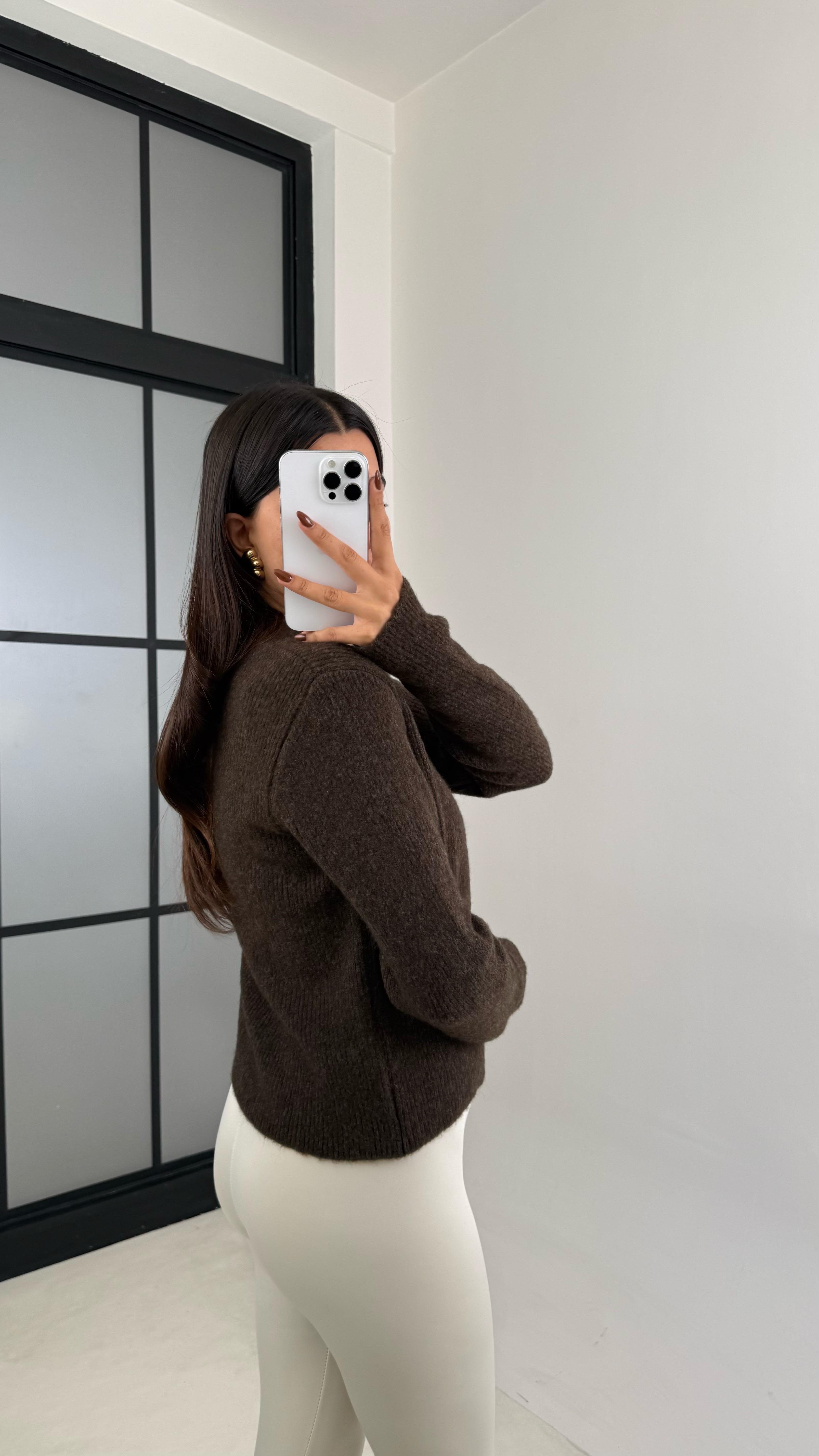 Acı Kahve Düğmeli Triko Hırka GAUS-00224GAUSHIRKAGAUS-00224