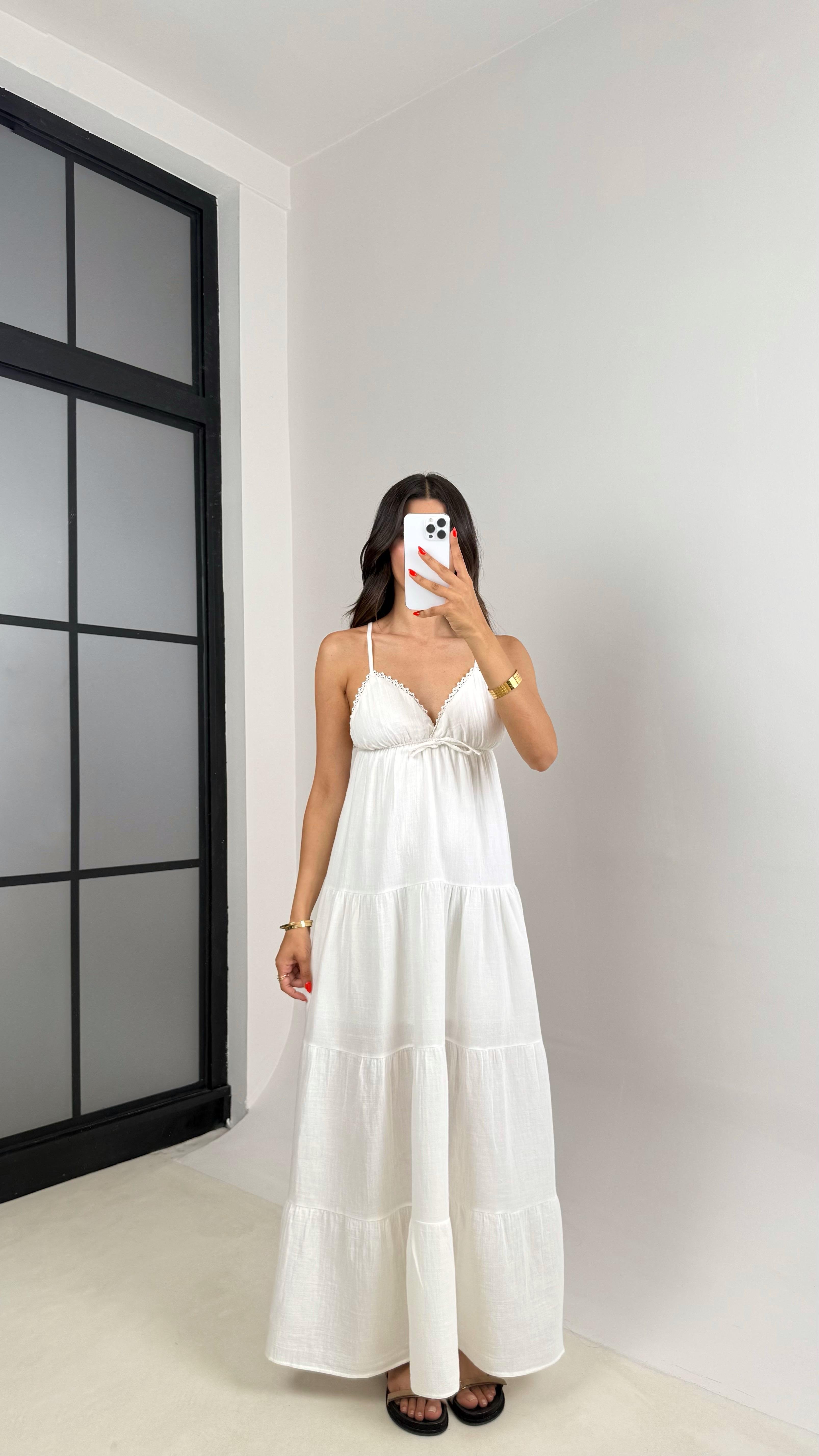 Beyaz Ayarlanabilir Askılı Dantel Detaylı Müslin Elbise GAUS-001GAUSELBİSEGAUS-001