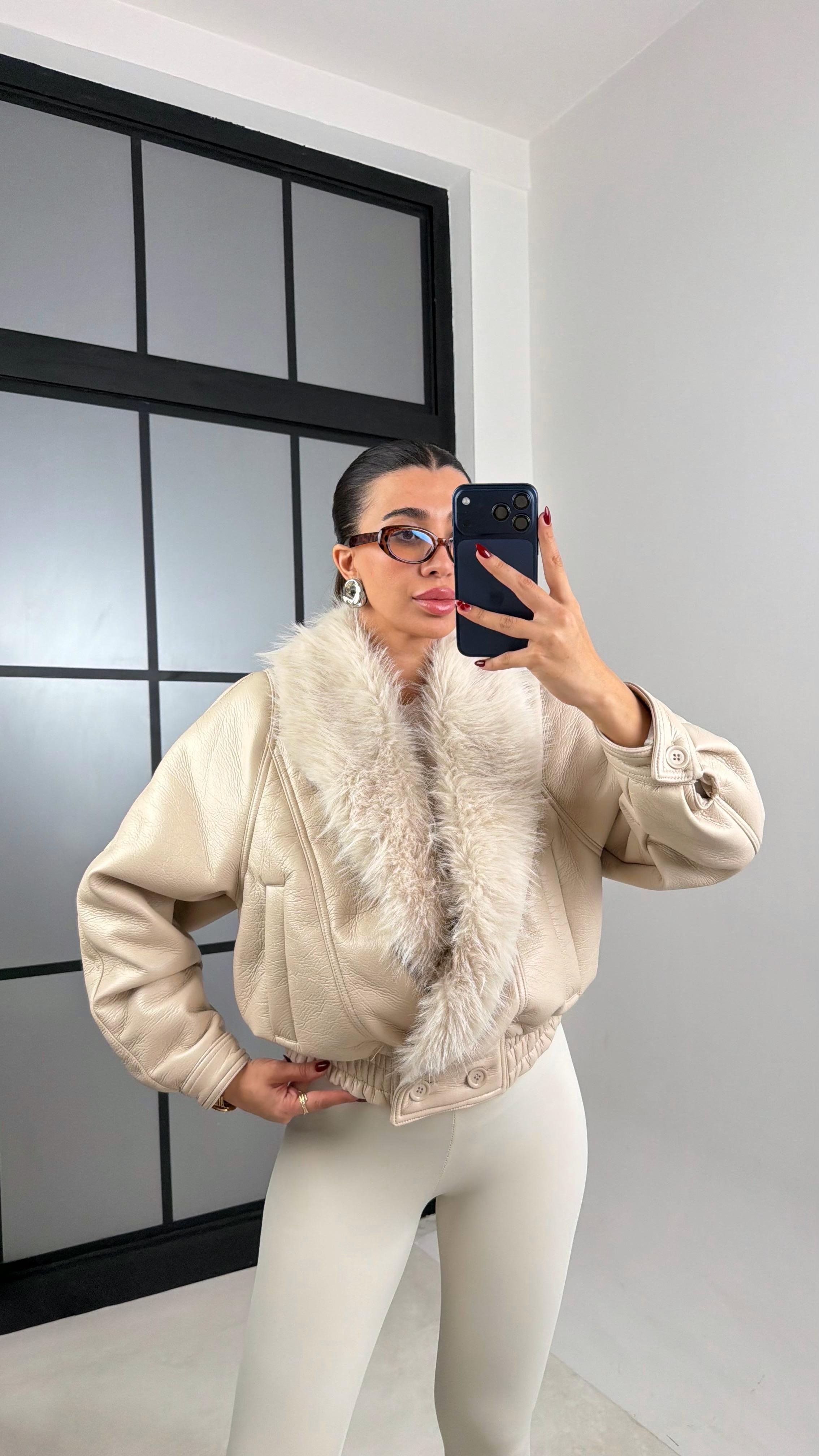 Bej Yaka Kürk Detaylı Astarlı Bomber Deri Ceket GAUS-00666GAUS السترات  GAUS-00666