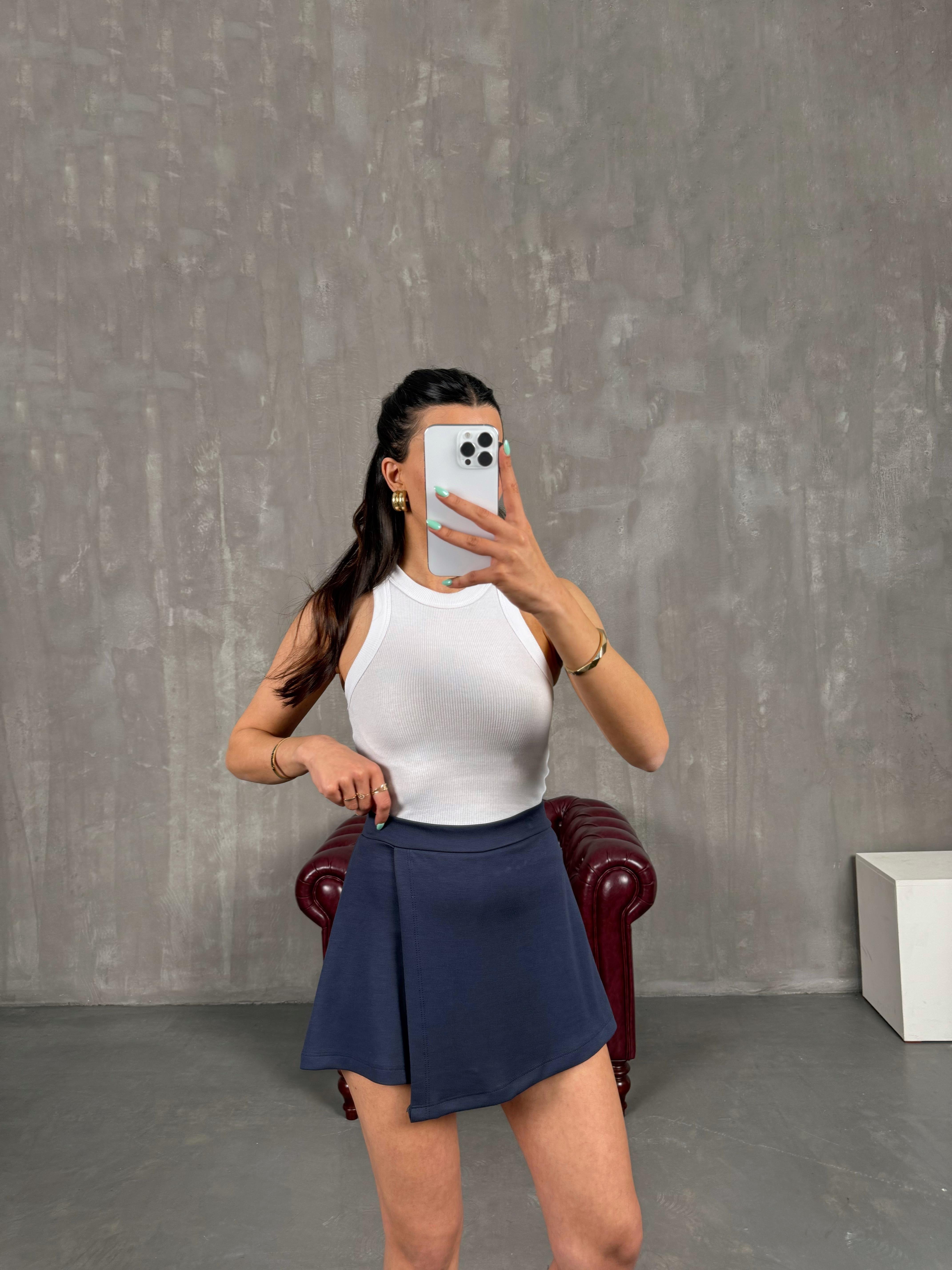 Antrasit Etekli Beli Lastikli Model Şort Gaus00245GausŞORTGU1001568