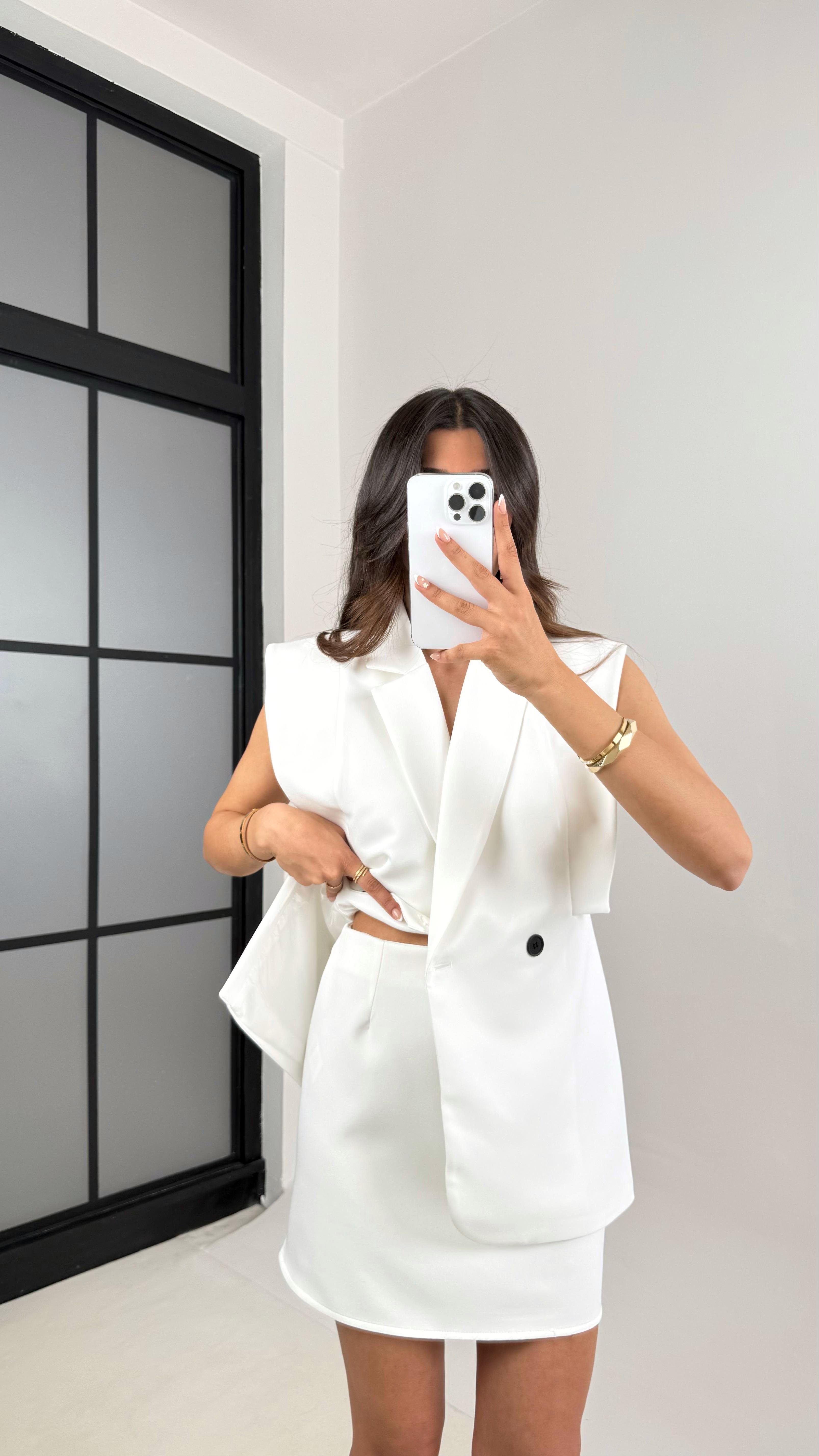 Beyaz Astarlı Yelek Etek Premium İkili Takım Gaus00526GausTAKIMGU1002234