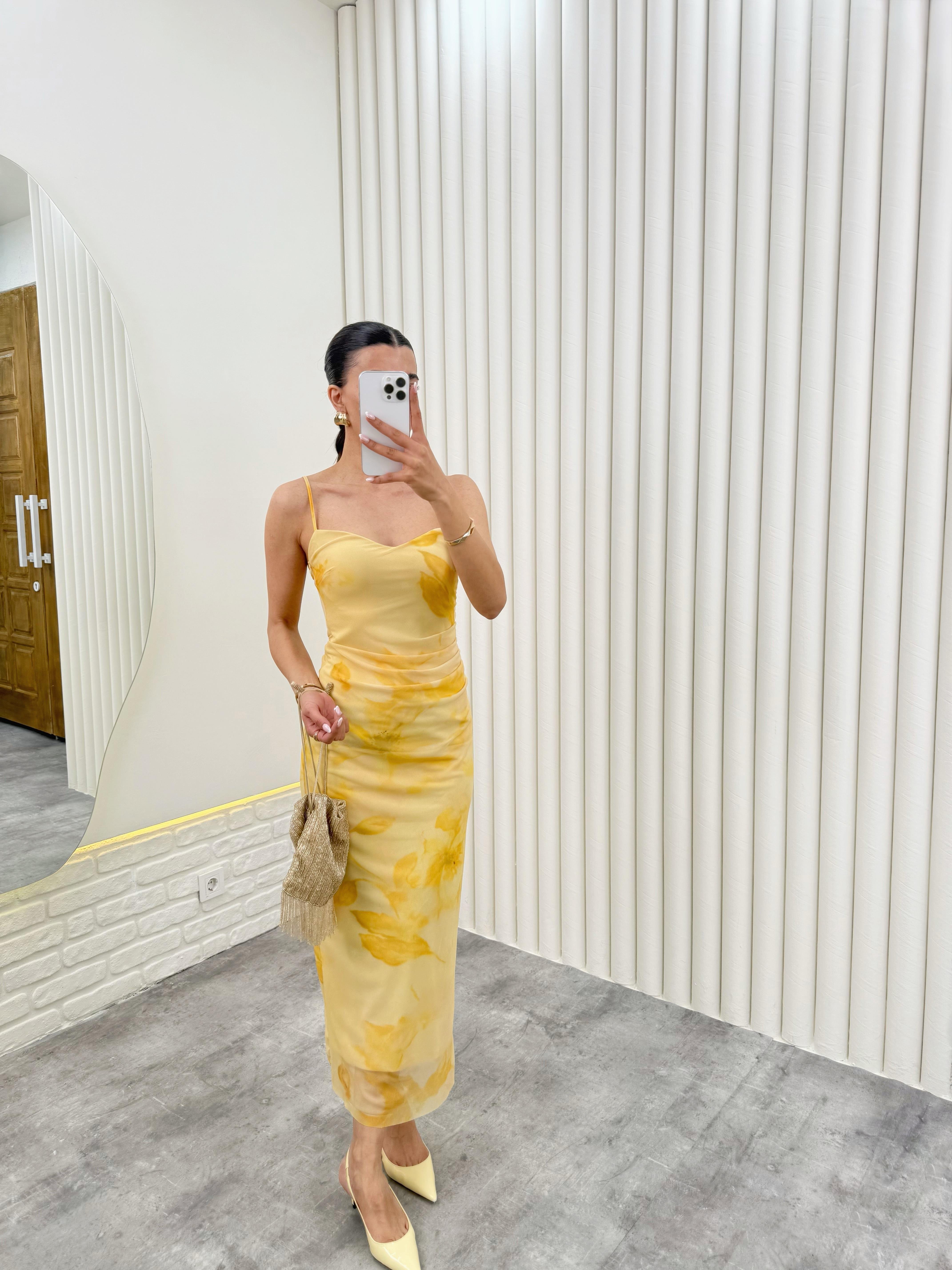 Sarı Çiçek Baskılı Astarlı Ayarlanabilir Askılı Tül Elbise Gaus00291GausELBİSEGU1001674