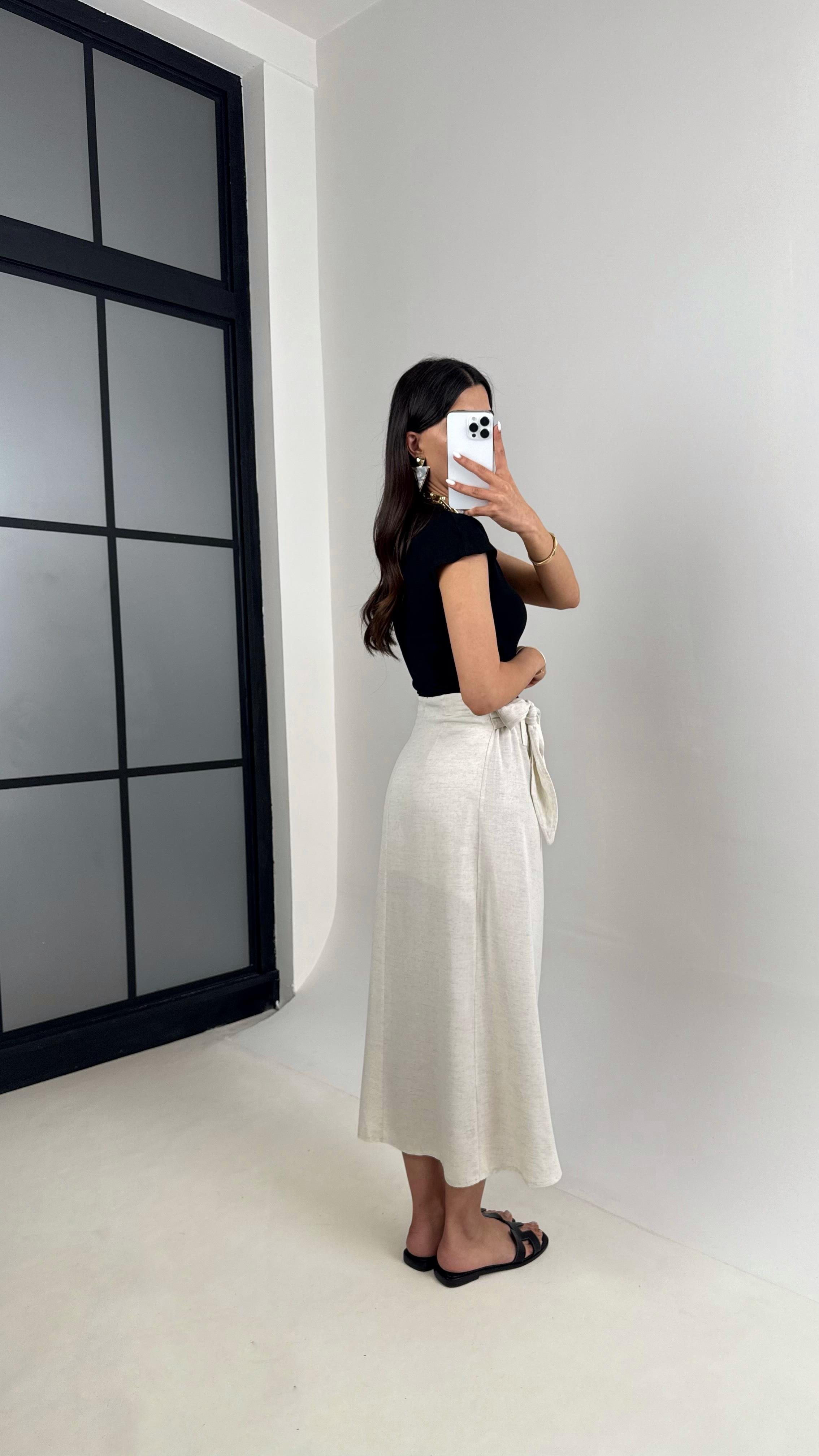 Taş Önden Bağlamalı Yırtmaçlı Keten Etek Gaus00432GausSkirtGU1002002