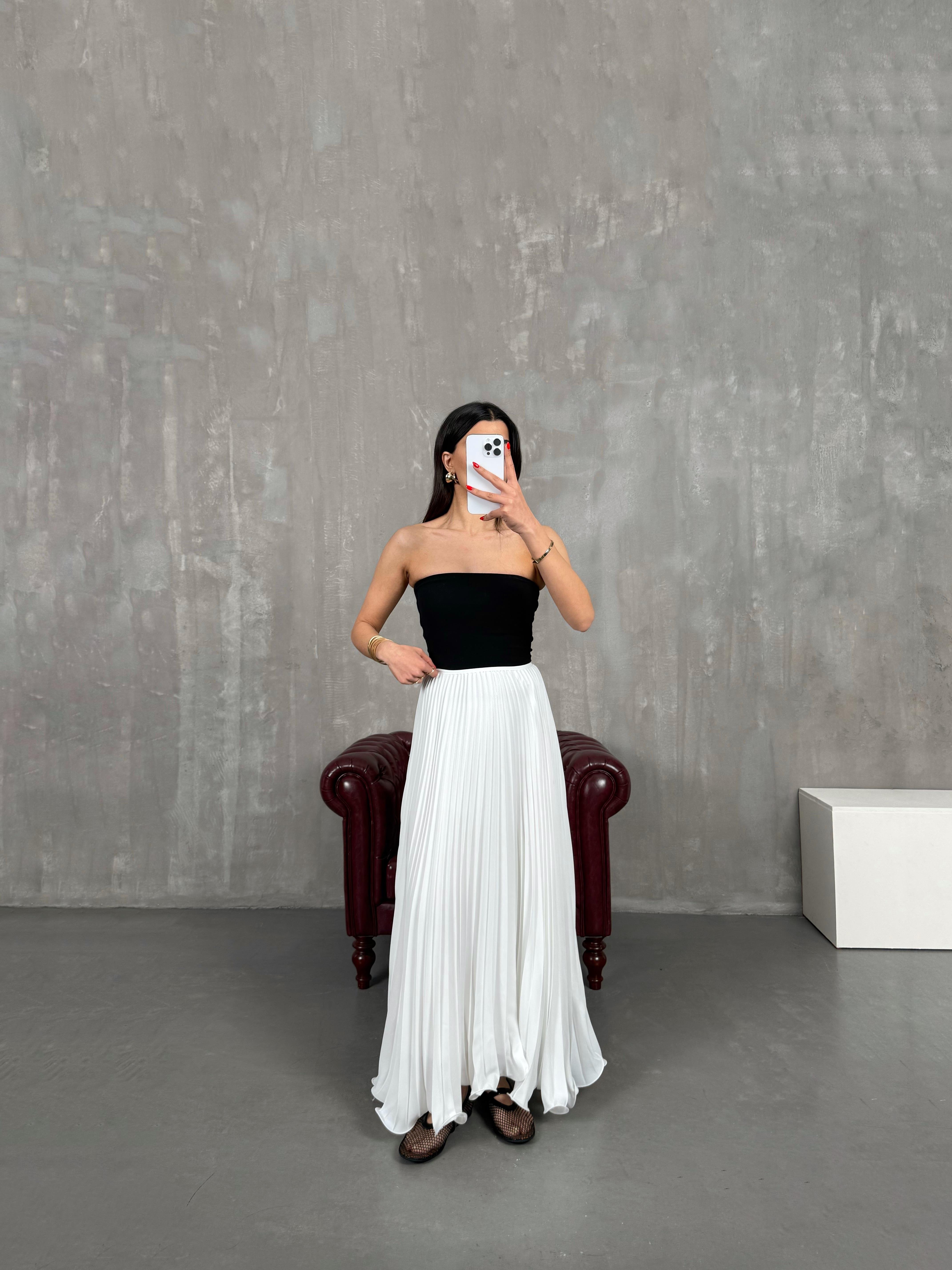 Beyaz Pileli Astarlı Şifon Etek Gaus00187GausETEKGU1001432