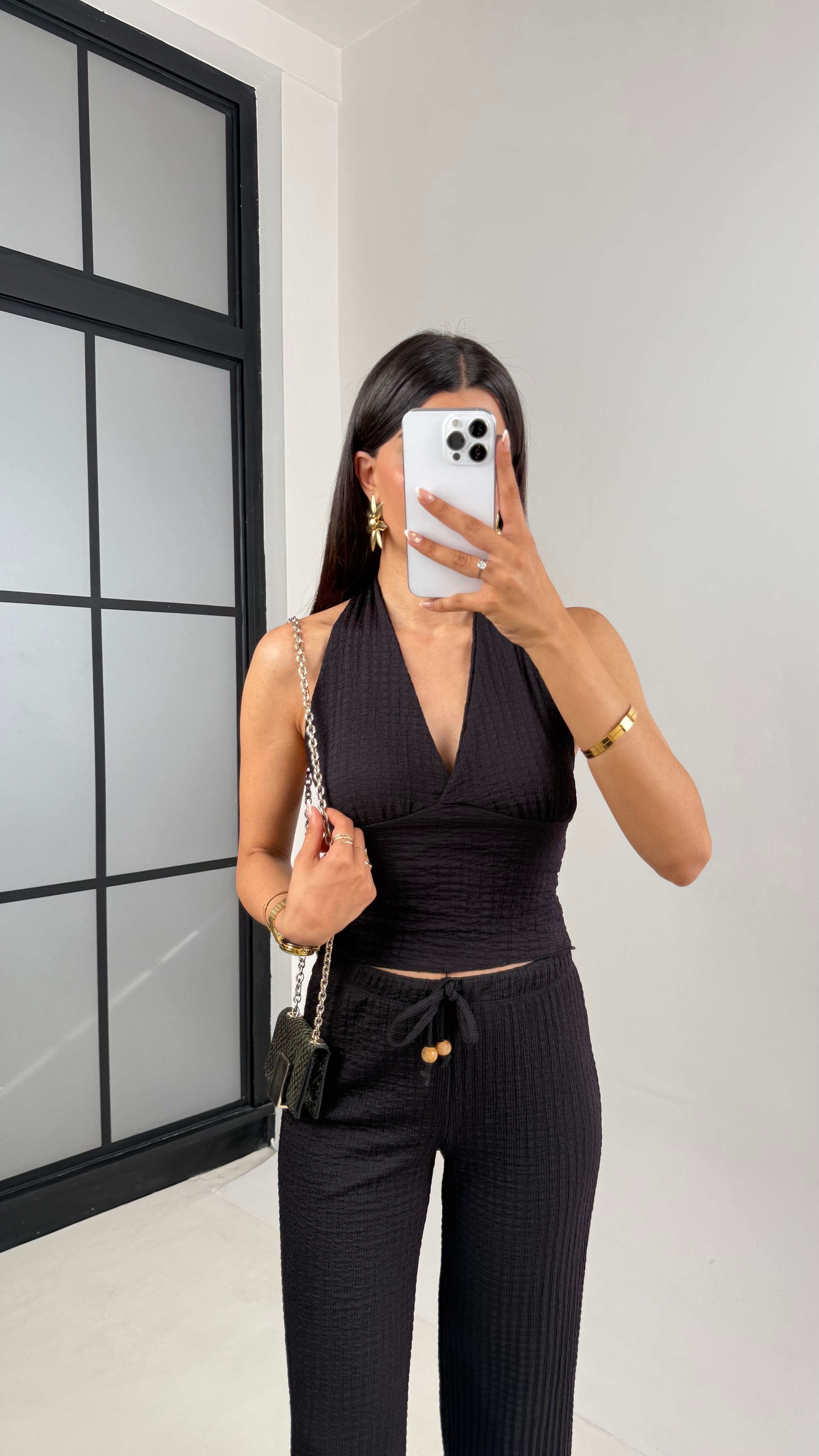 Siyah Boyundan Askılı Sırt Dekolteli Crop Beli Lastikli Pantolon İkili Bürümcük Takım Gaus00609GausTAKIMGU1002425