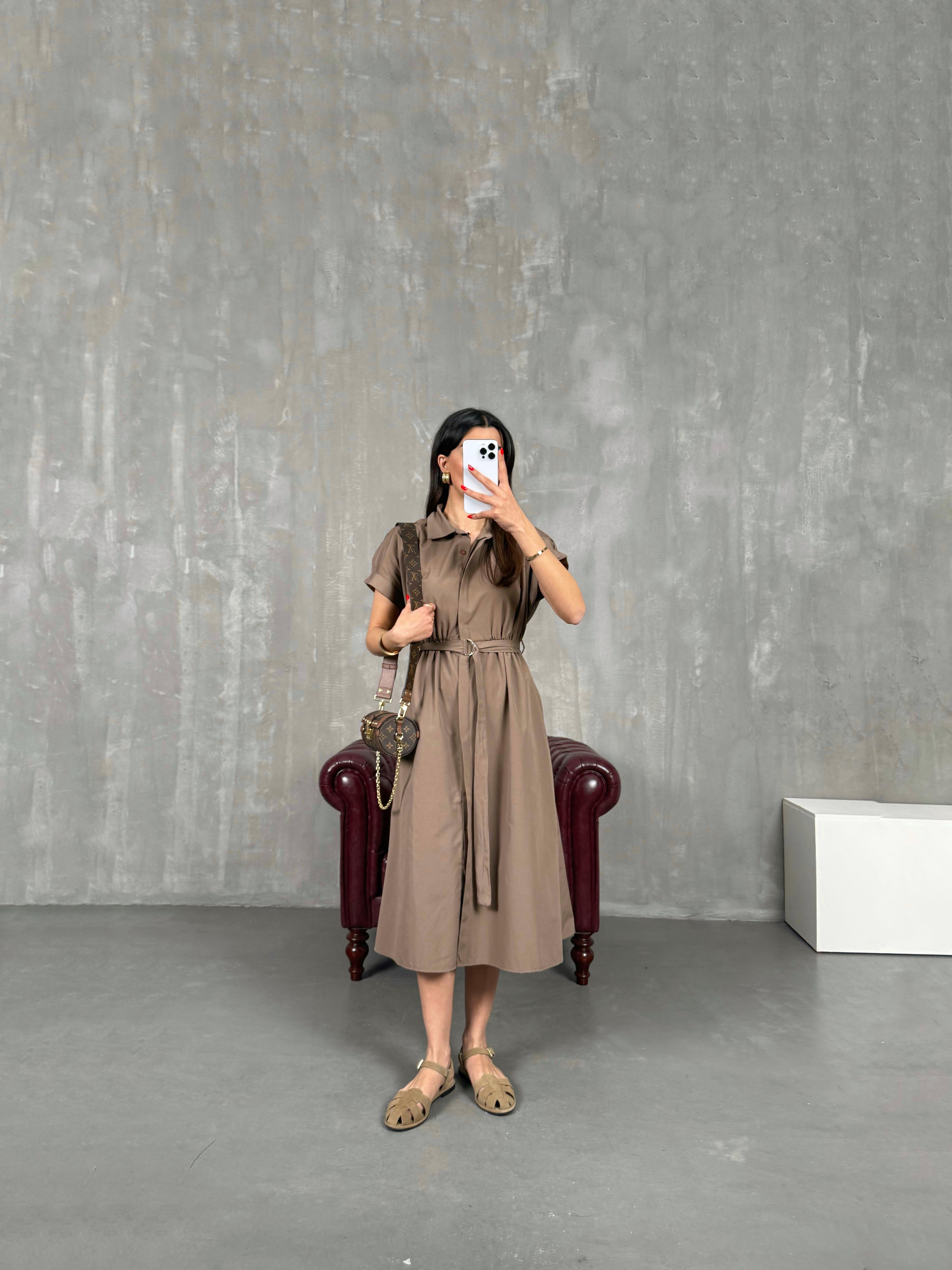 Cappuccino Ön Düğmeli Kuşaklı Beli Lastikli Gömlek Yaka Elbise Gaus00178GausDressesGU1001416
