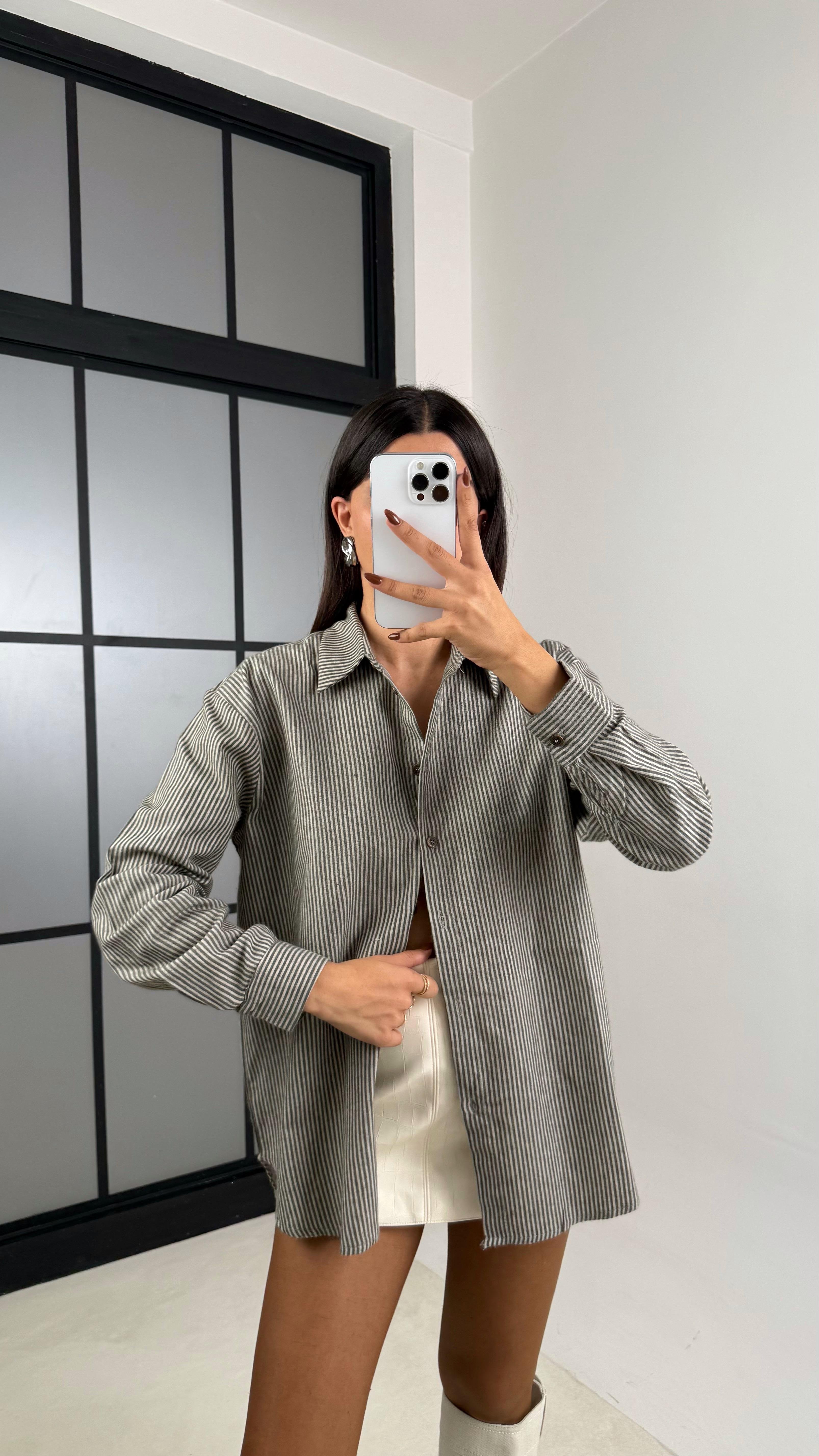 Haki Çizgili Premium Gömlek GAUS-00143GAUS القمصان GAUS-00143