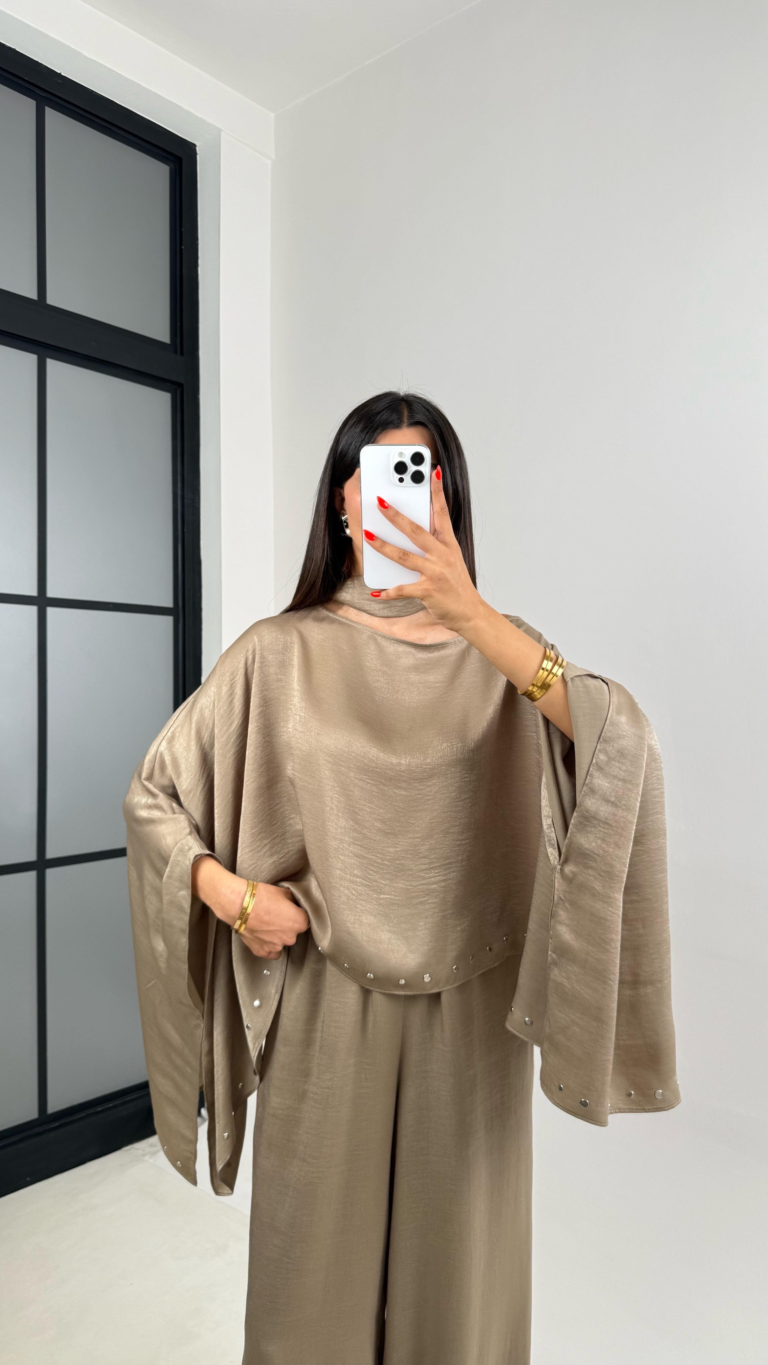 Yeşil Zımba Detaylı Yarasa Kol Bluz Beli Lastikli Pantolon ZR Muadil Parlak Tencel Takım Gaus00695GausTAKIMGU1002609