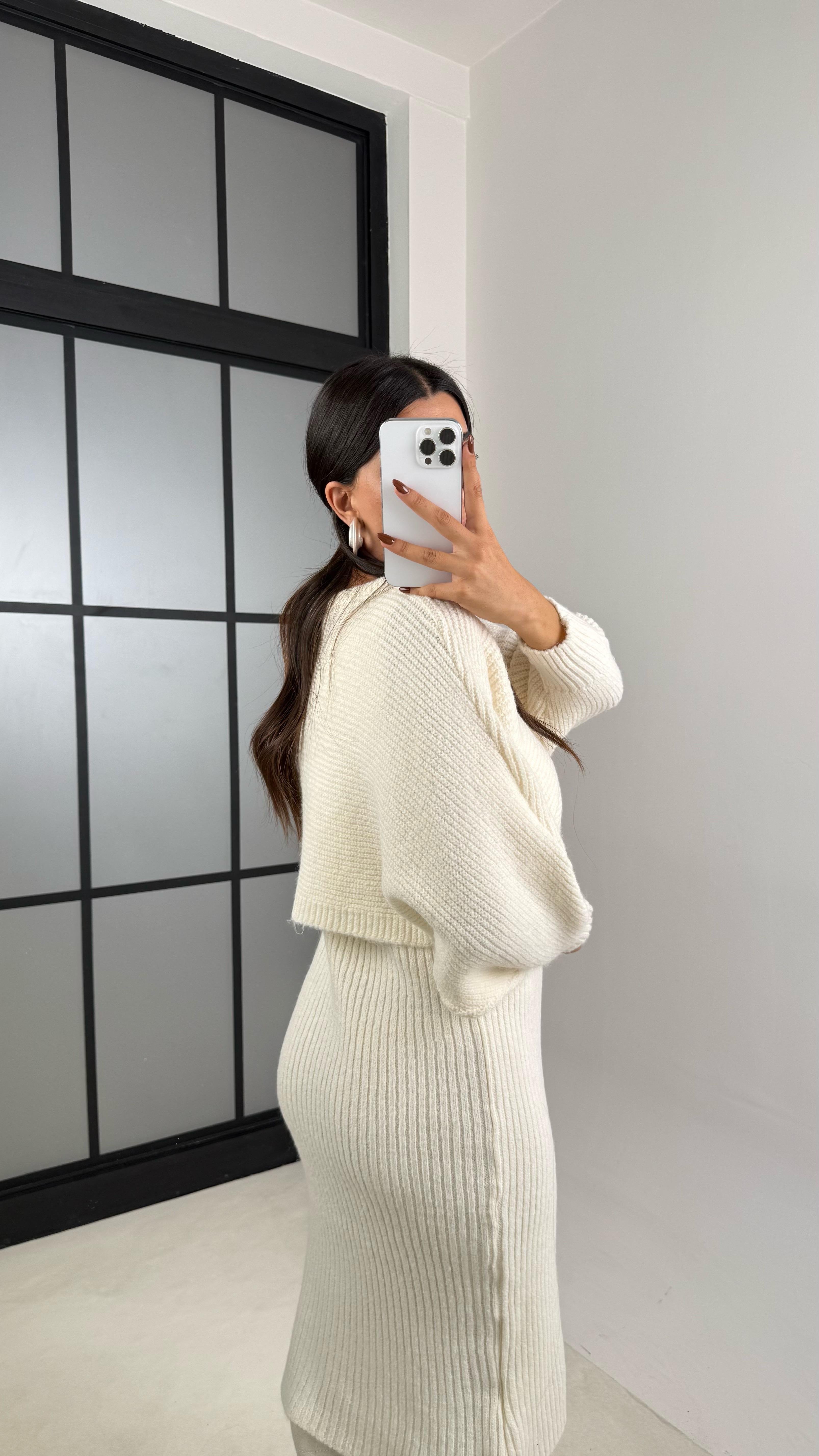 Ekru Hırka Askılı Elbise İkili Triko Takım GAUS-00185GAUSTAKIMGAUS-00185